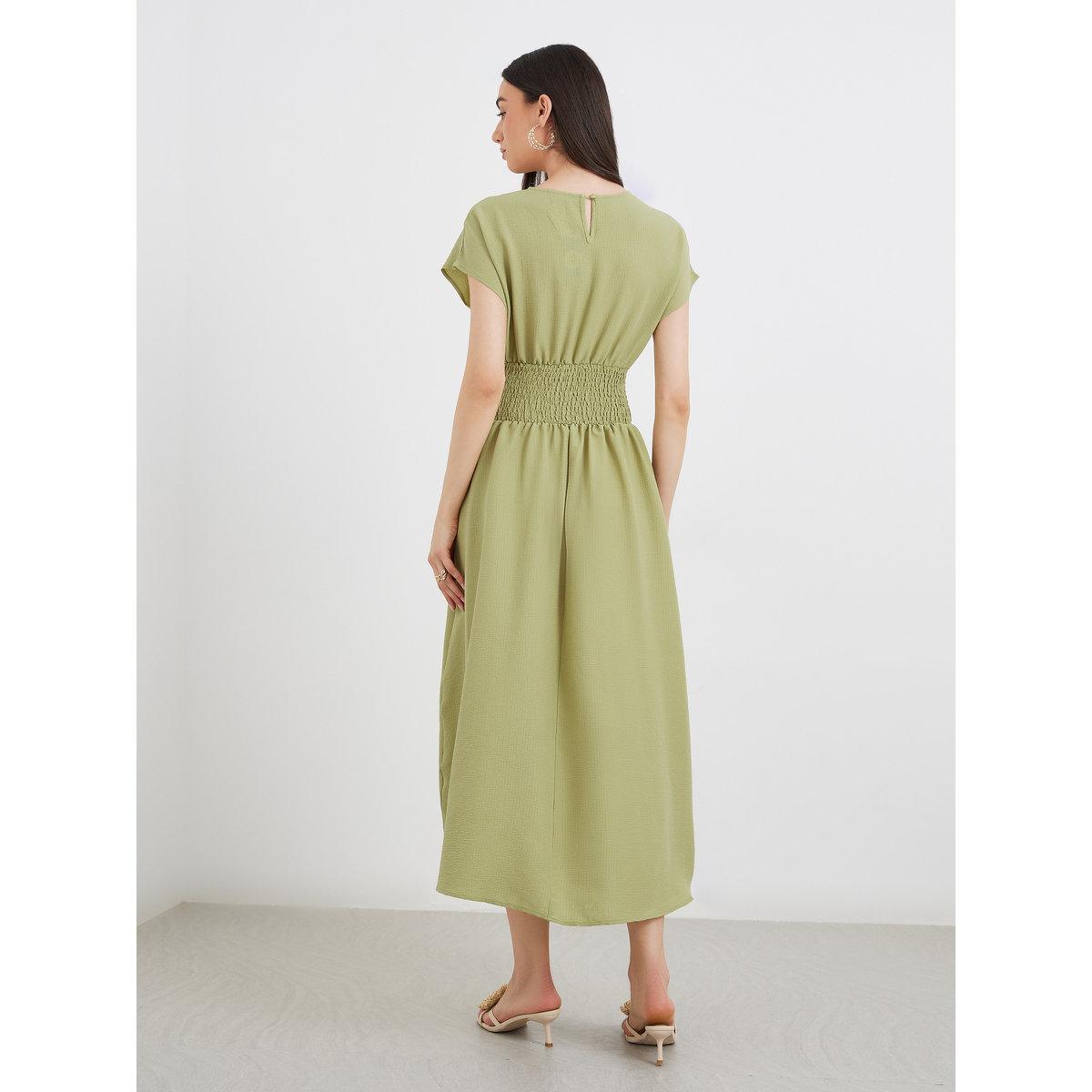 فستان ميدي سادة بتفاصيل مُجمعة-women-clothing-dresses-image-5