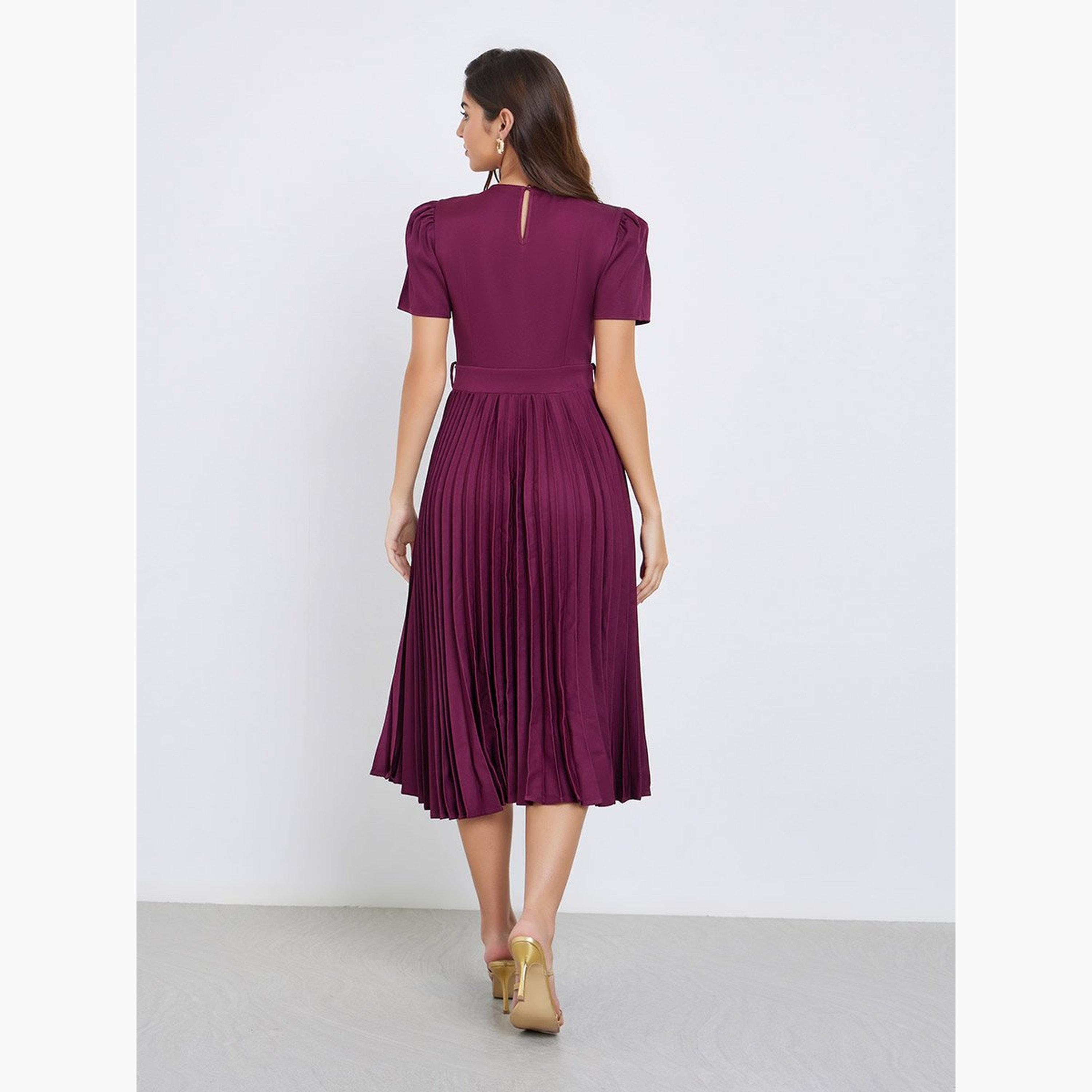 Styli Pleated Detail Puff Sleeves Sheath Midi Dress-women-clothing-dresses-image-5