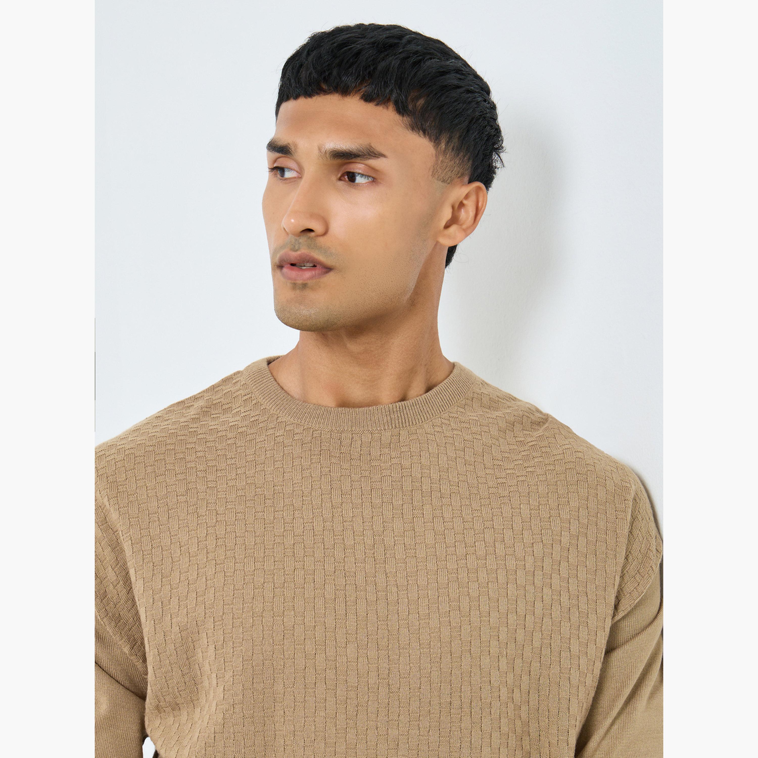 Styli Texture Knit Relaxed Fit Round Neck Long Sleeves Men's Sweater-men-clothing-sweatersandpullovers-image-3