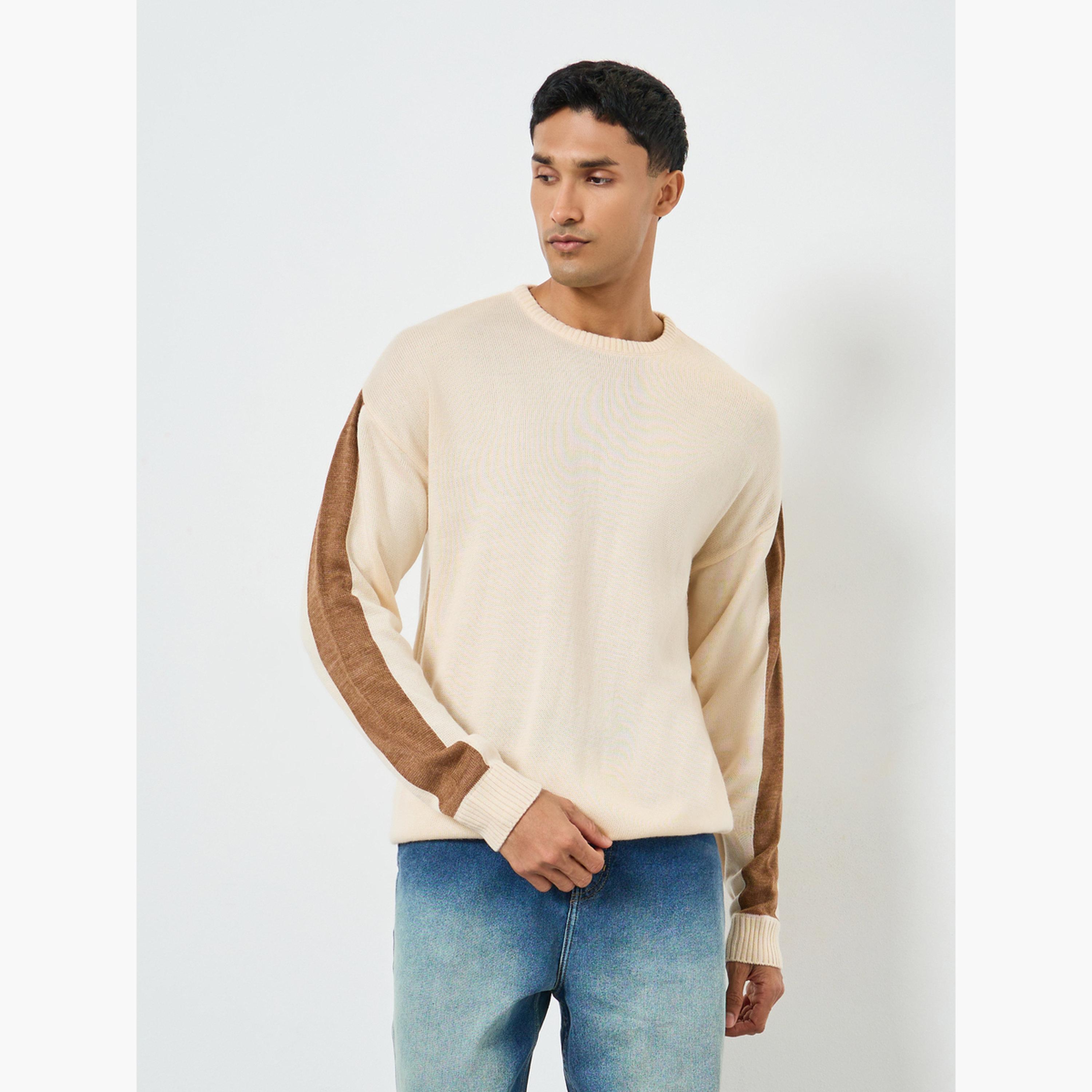 سويتر بأكمام كتل ألوان وقصة واسعة-men-clothing-sweatersandpullovers-image-1