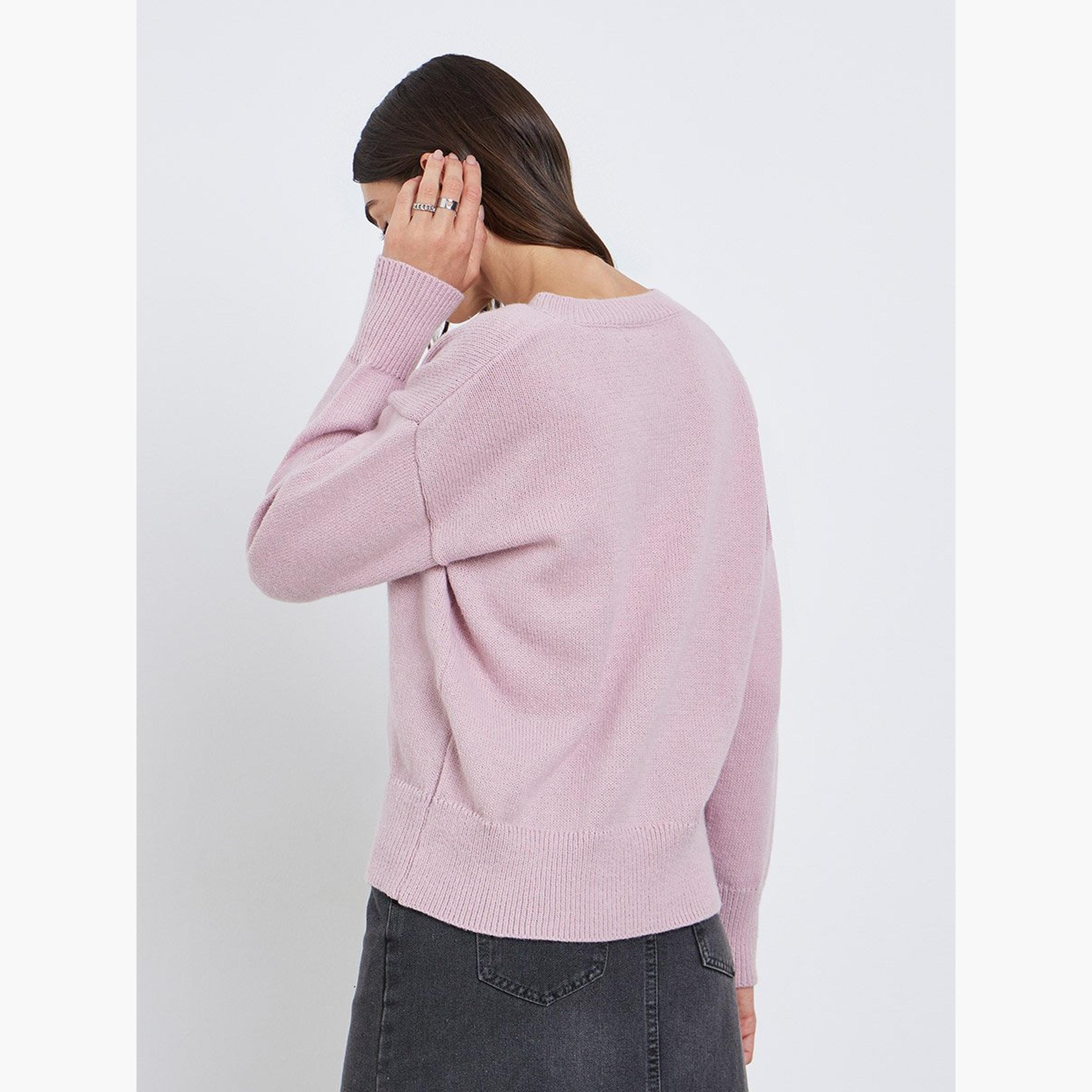 ستايلي - سترة للنساء وردية اللون برقبة على شكل حرف V وقصّة عادية-women-winterwear-cardigansandjumpers-jumpers-image-6