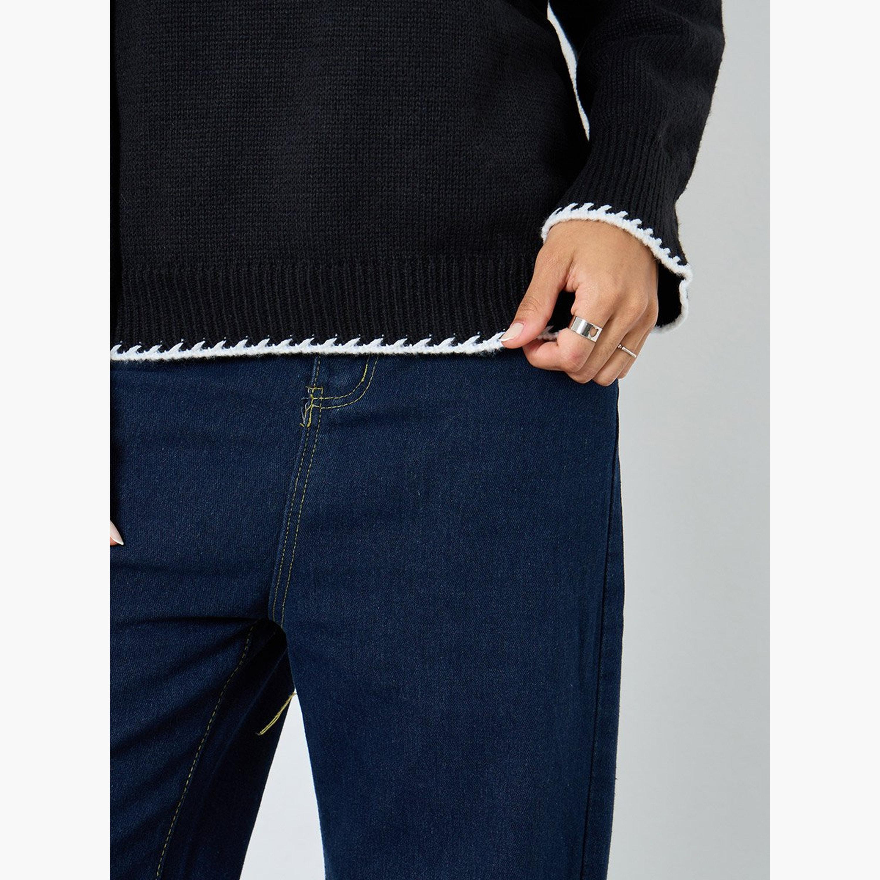 ستايلي - سترة سوداء أنيقة محبوكة برقبة على شكل حرف V-women-winterwear-cardigansandjumpers-jumpers-image-4