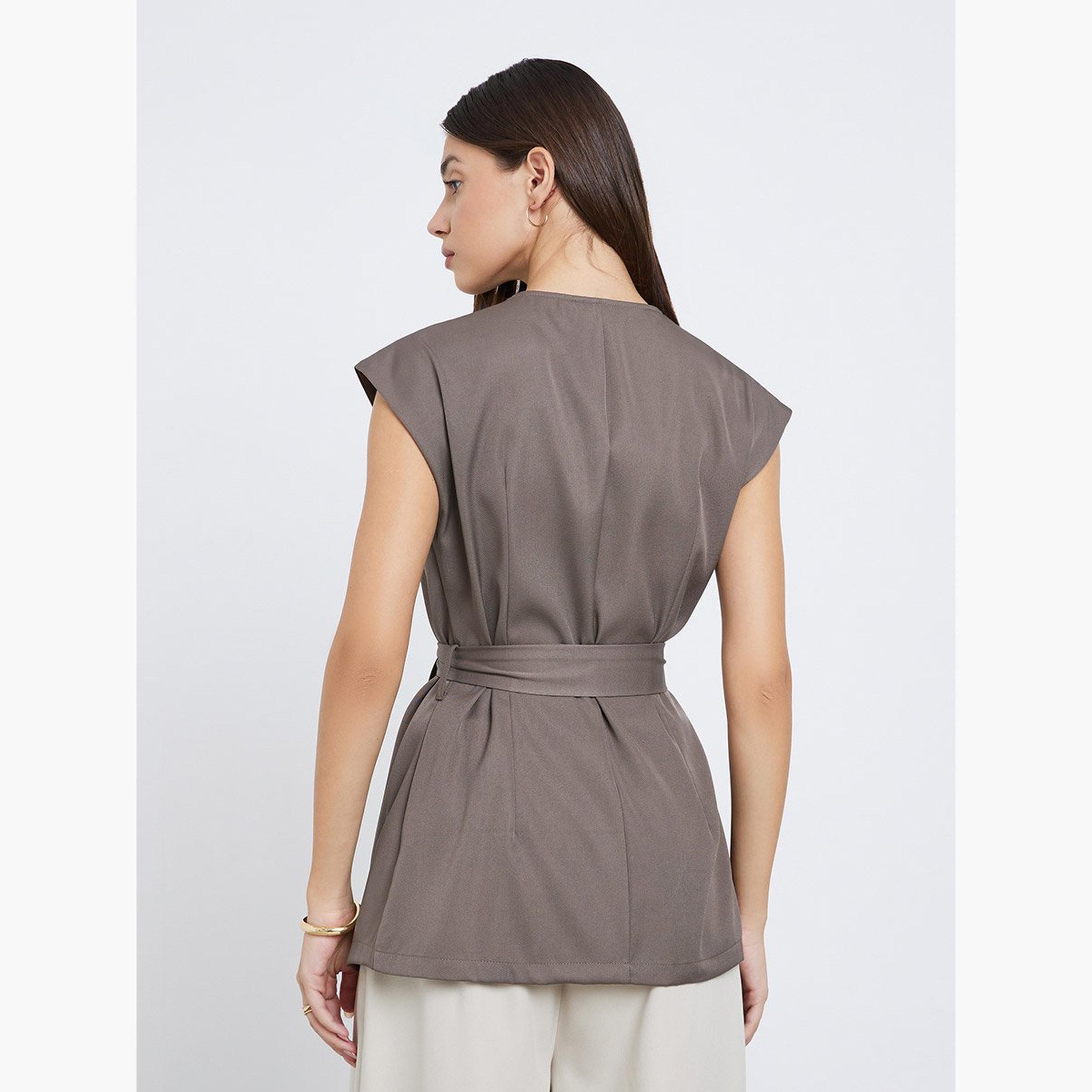 ستايلي - بلوزة للنساء بنية اللون بدون أكمام-women-clothing-shirtsandblouses-blouses-image-4