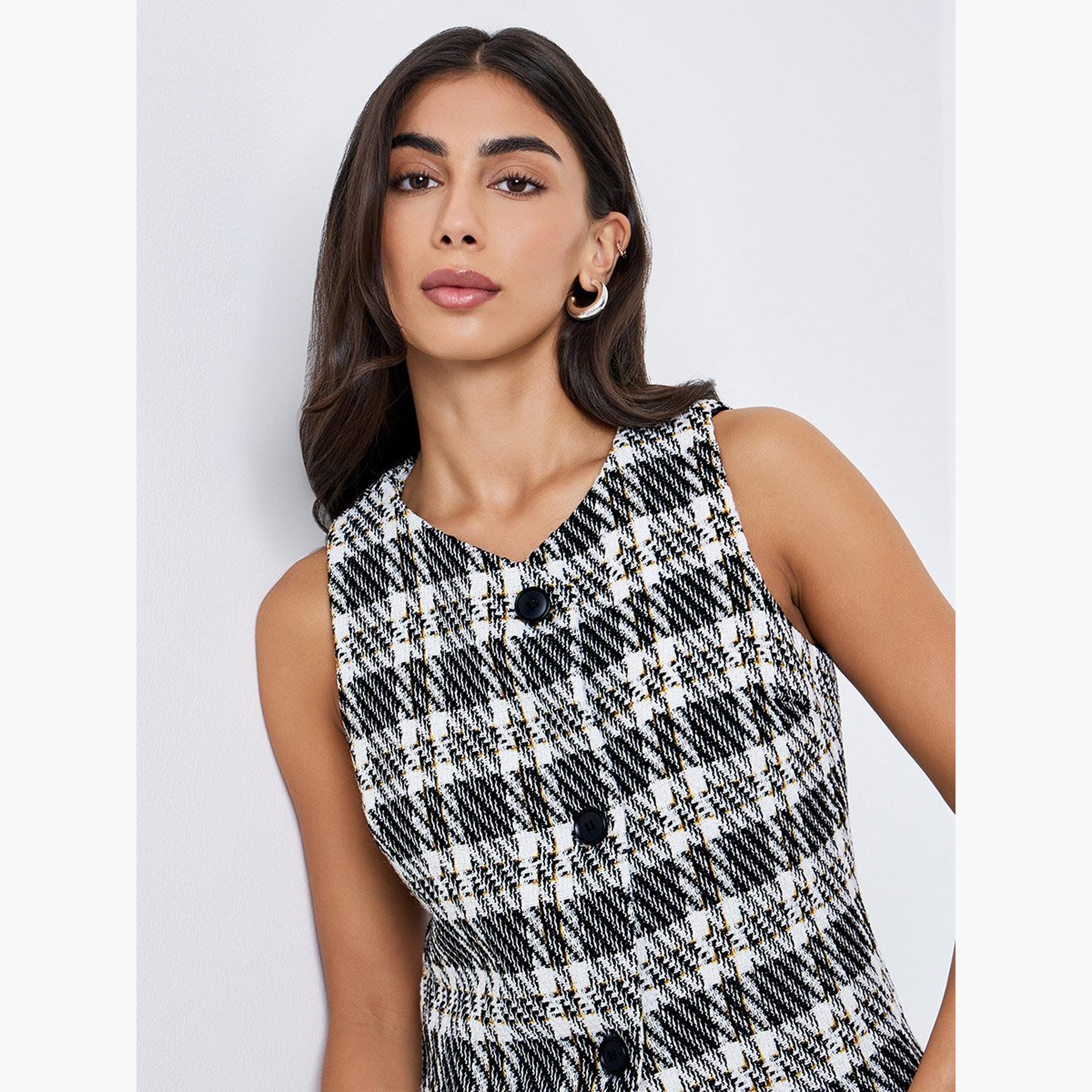 Styli Checked Front Button Sleeveless Waistcoat-women-clothing-coatsandjackets-waistcoats-image-4