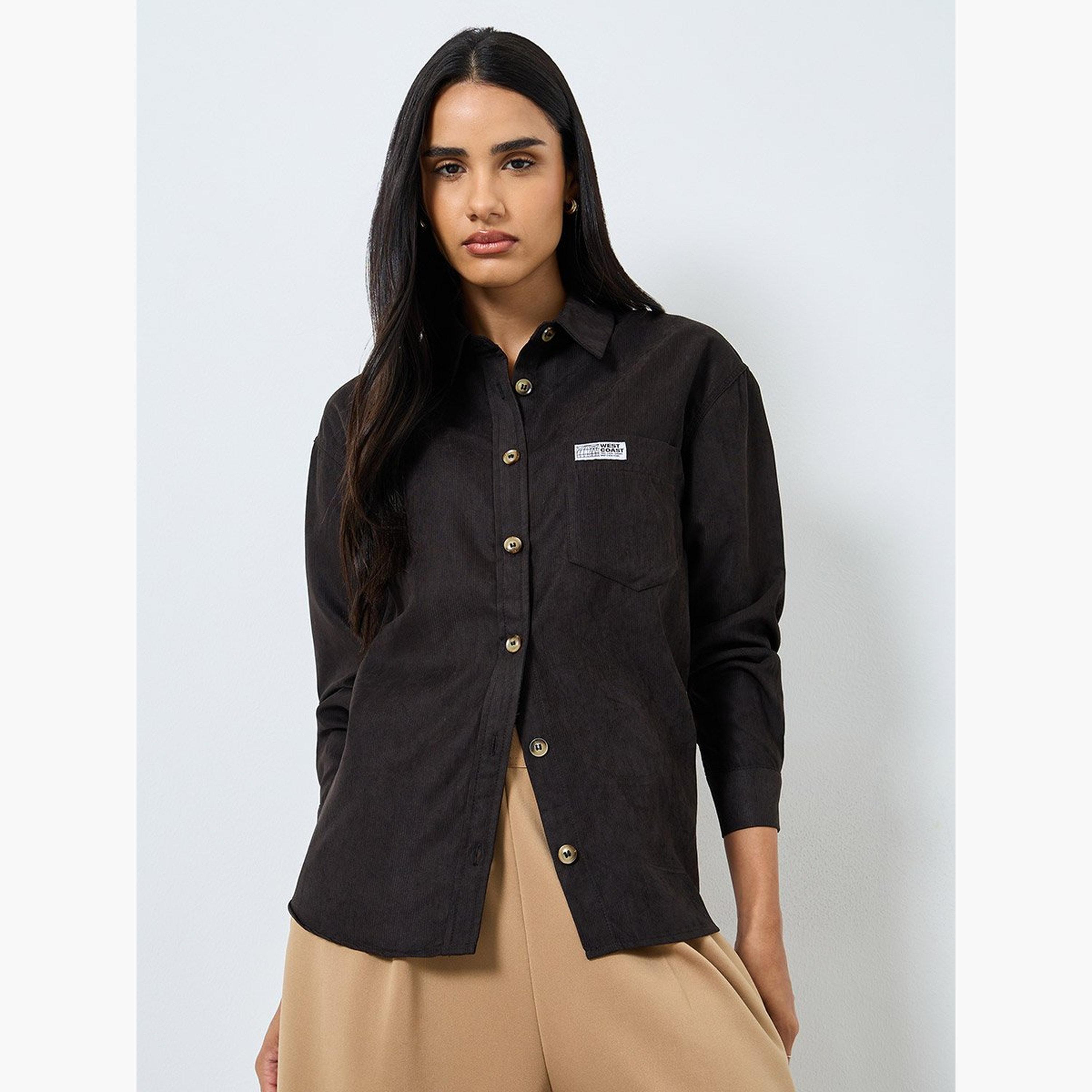 ستايلي - قميص أسود مقاس كبير مع تفاصيل شارة-women-clothing-shirtsandblouses-shirts-image-1