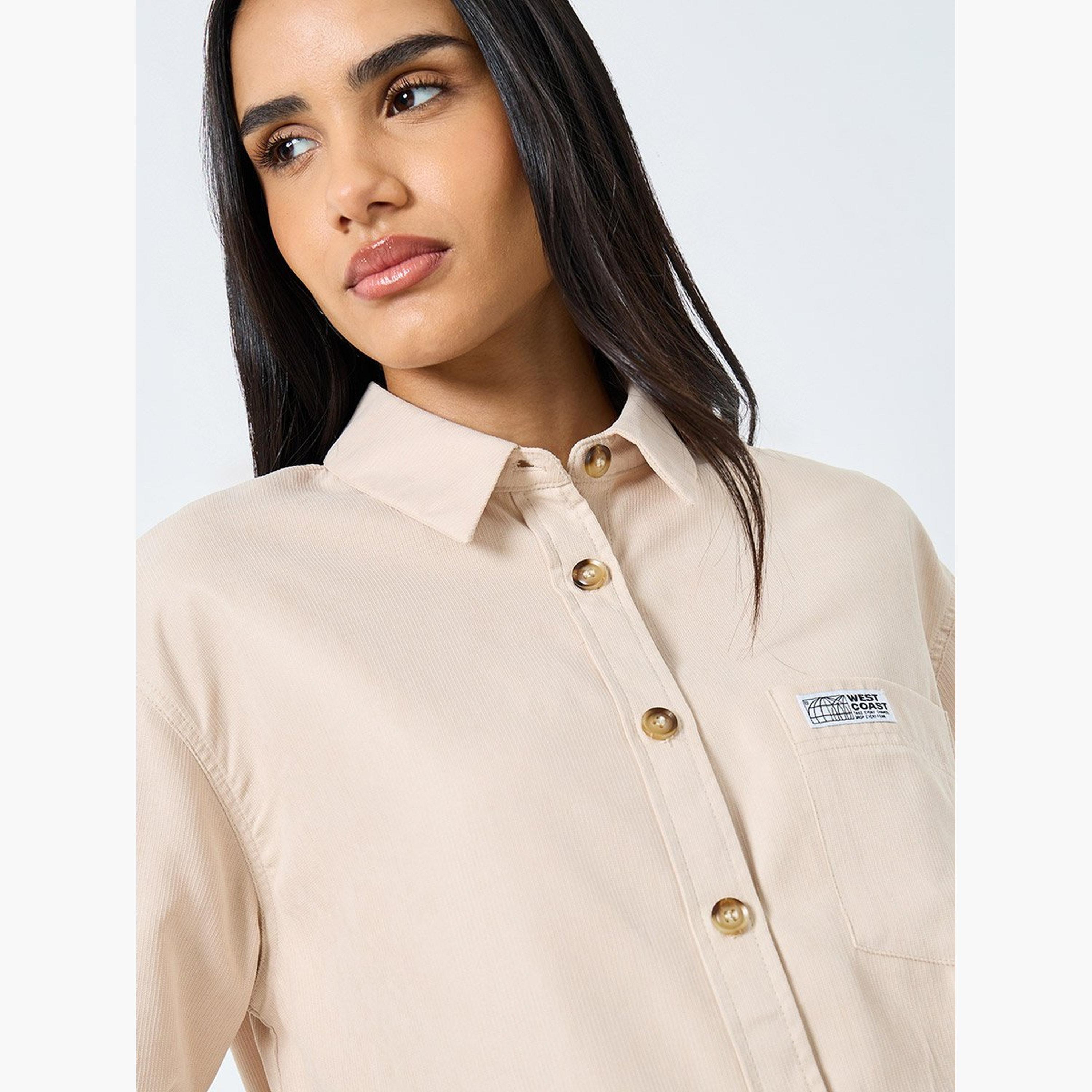 ستايلي - قميص بيج مقاس كبير مع تفاصيل شارة-women-clothing-shirtsandblouses-shirts-image-4