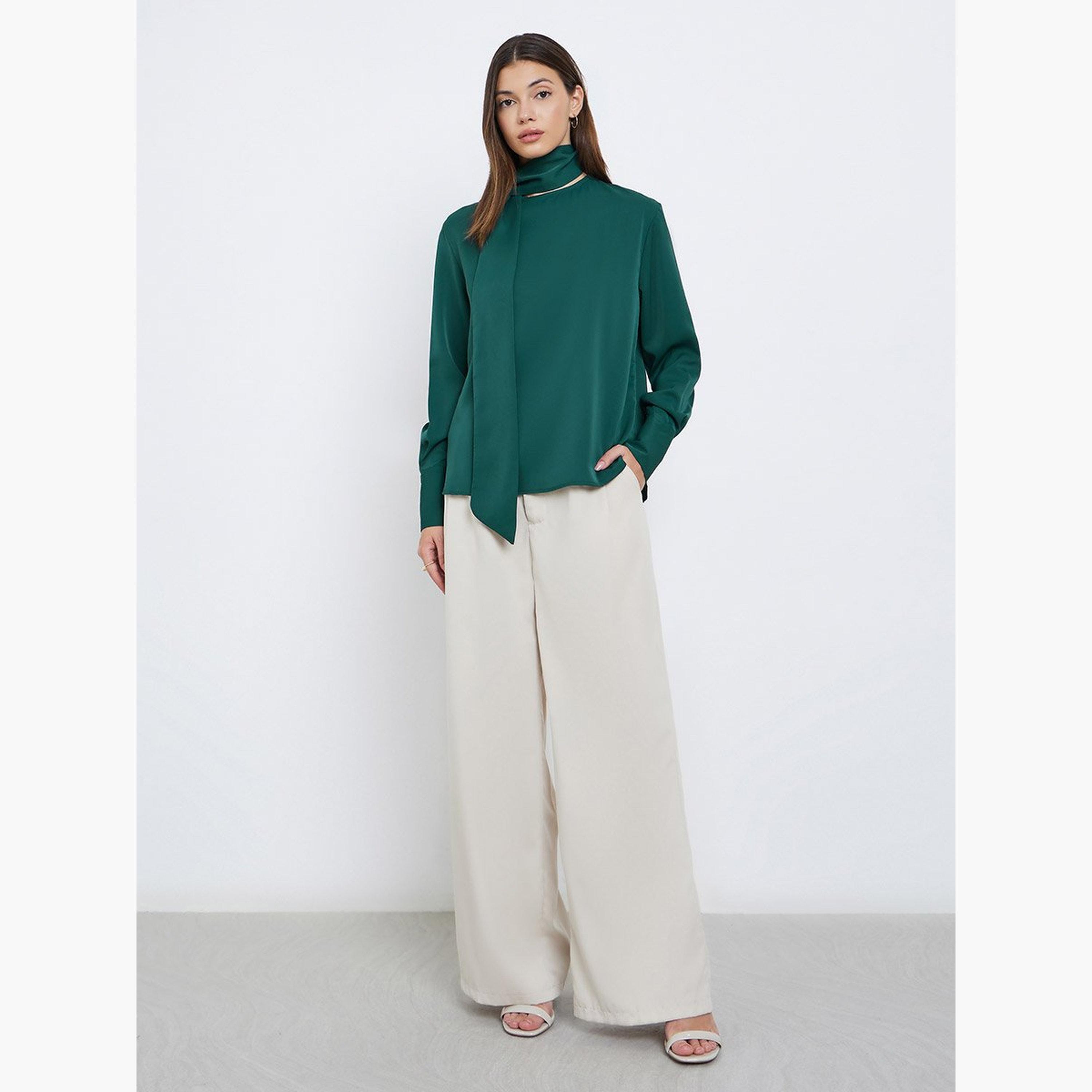 ستايلي - بلوزة خضراء بأكمام طويلة مع تفاصيل وشاح-women-clothing-shirtsandblouses-blouses-image-2