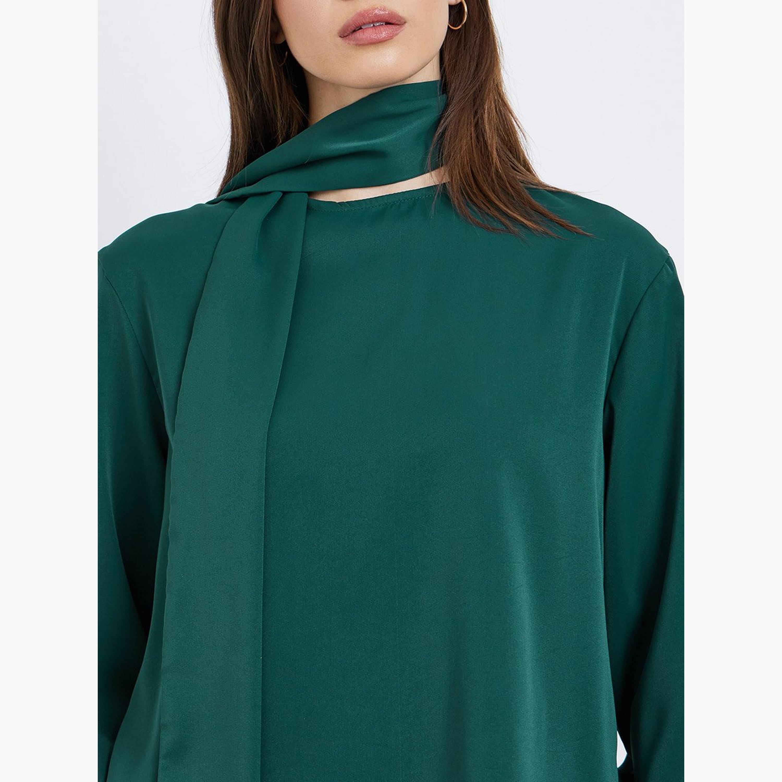 ستايلي - بلوزة خضراء بأكمام طويلة مع تفاصيل وشاح-women-clothing-shirtsandblouses-blouses-image-3