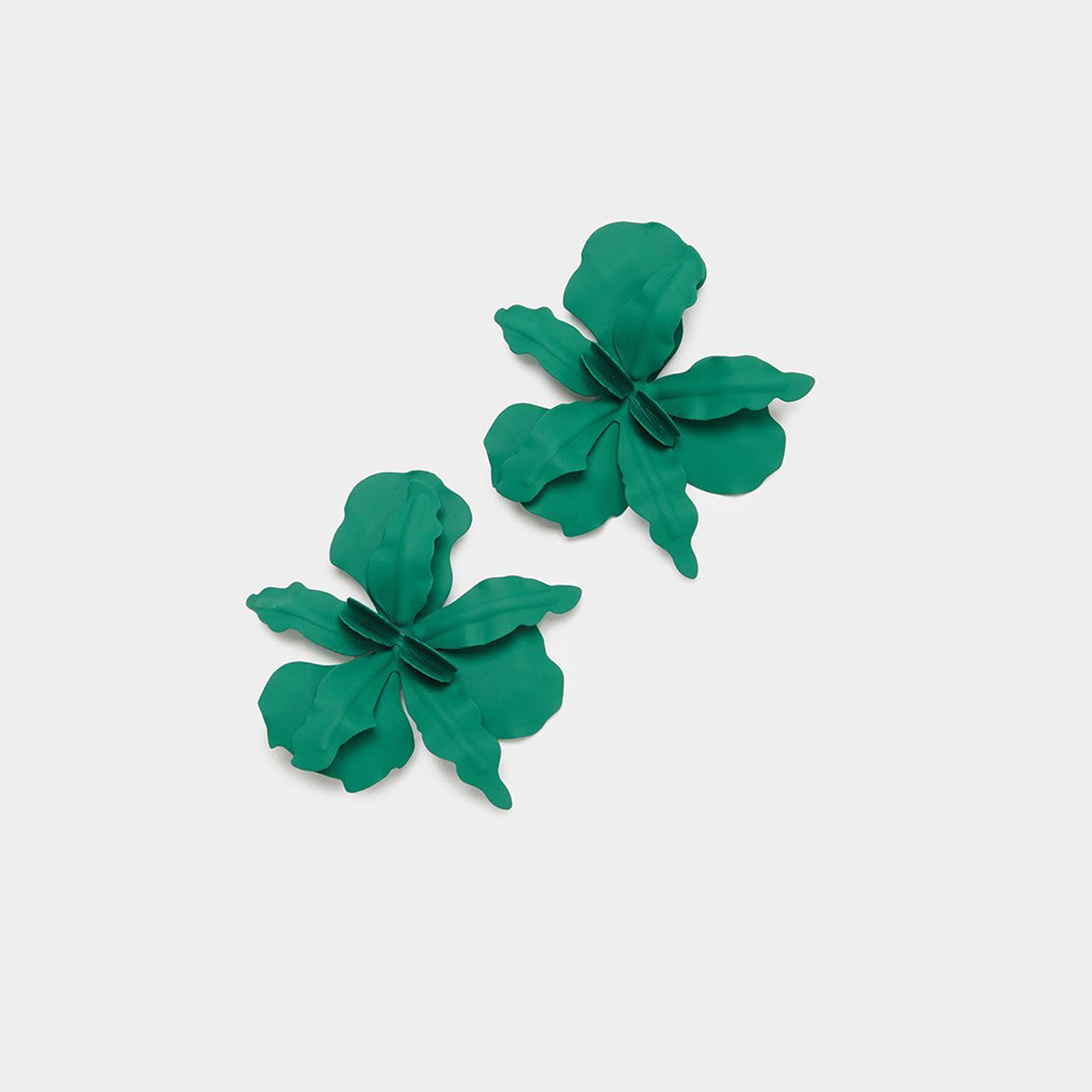 Styli Green Floral Stud Earrings-women-watchesandjewellery-jewellery-earrings-image-1