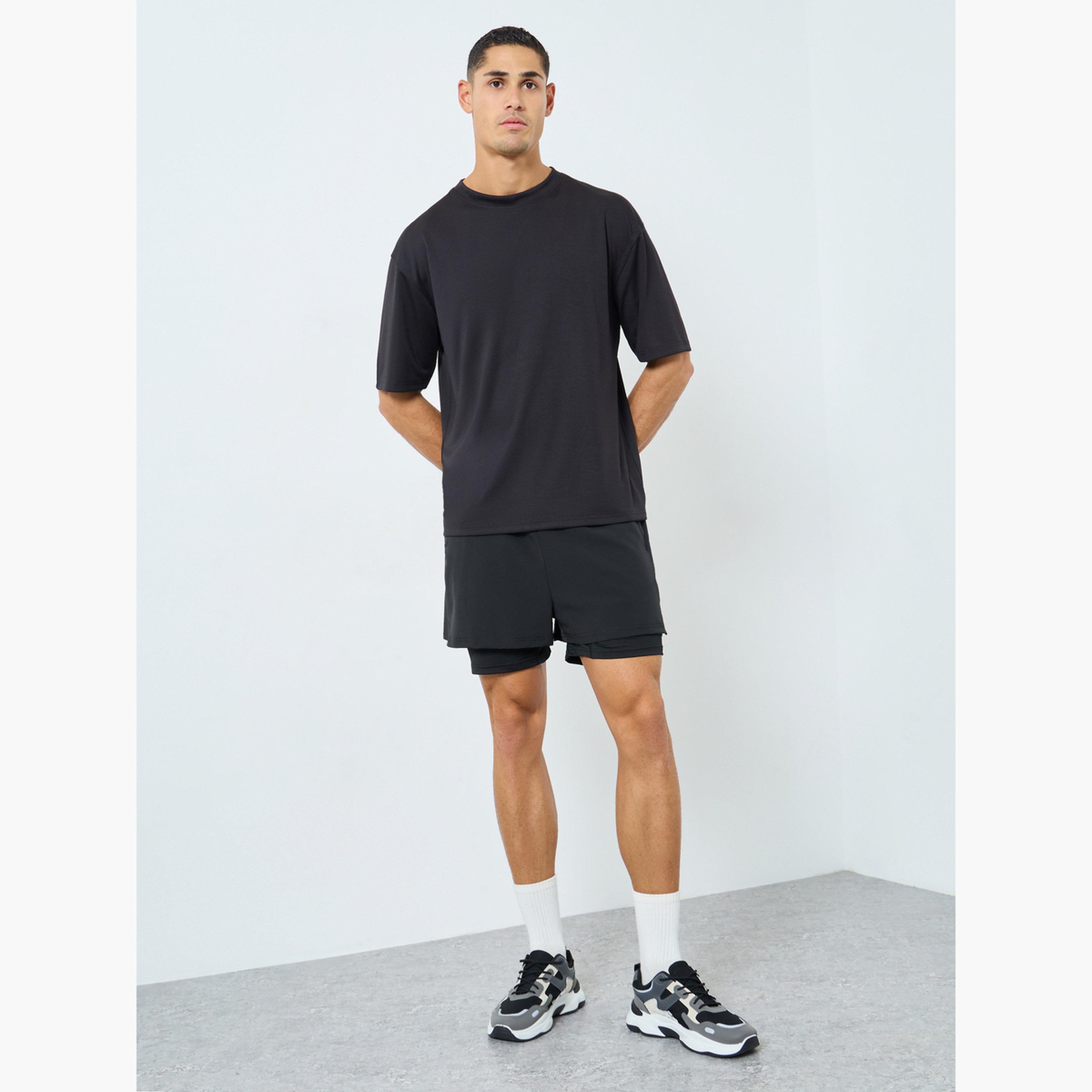 Styli Men Black Oversized Graphic Print T-Shirt-men-clothing-sportswearandactivewear-tshirtsandpolos-image-3