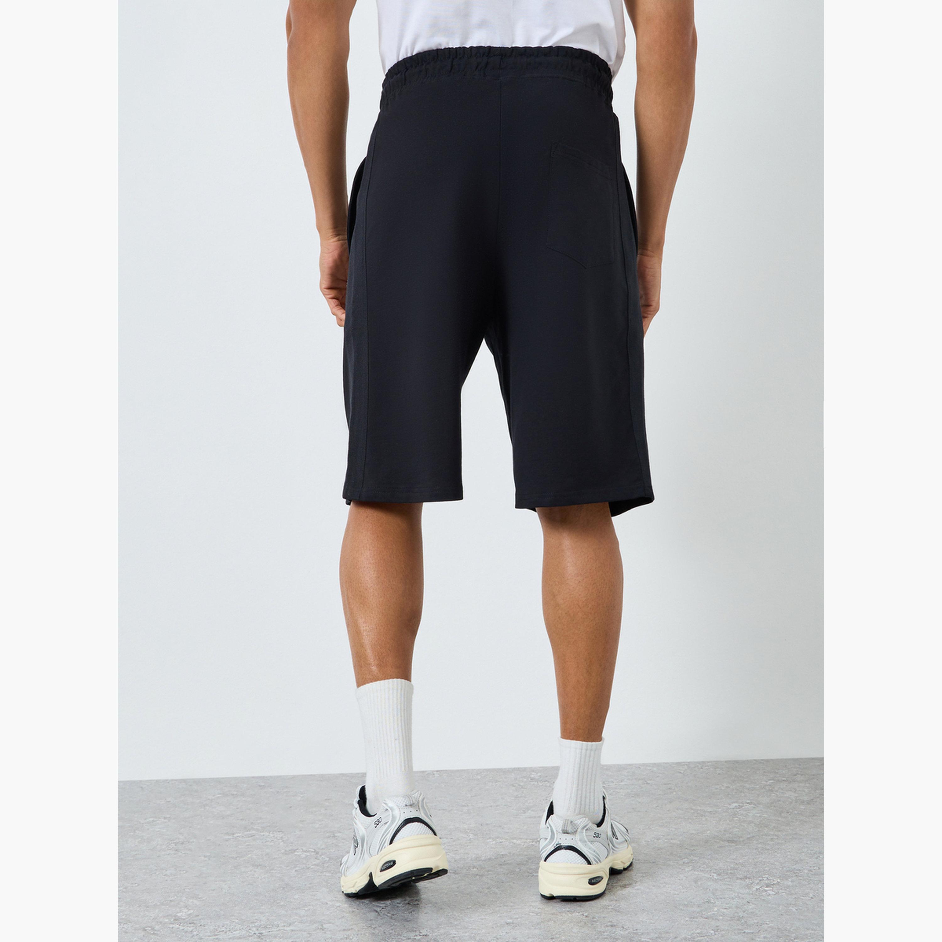 شورت تيري بشريط جانبي للرجال-men-clothing-sportswearandactivewear-bottoms-shorts-image-4