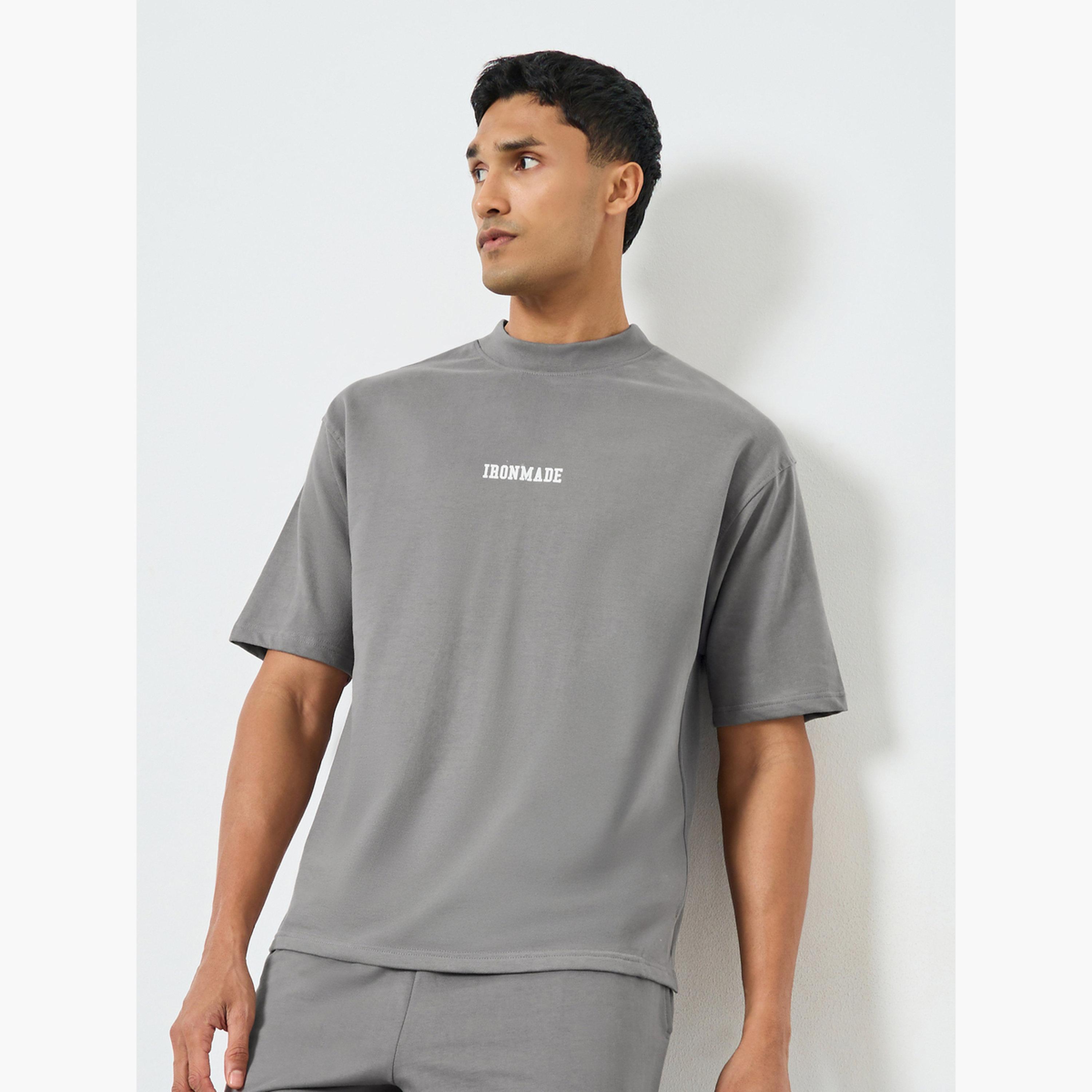 Styli Men Grey Oversized Slogan T-Shirt-men-clothing-sportswearandactivewear-tshirtsandpolos-image-1