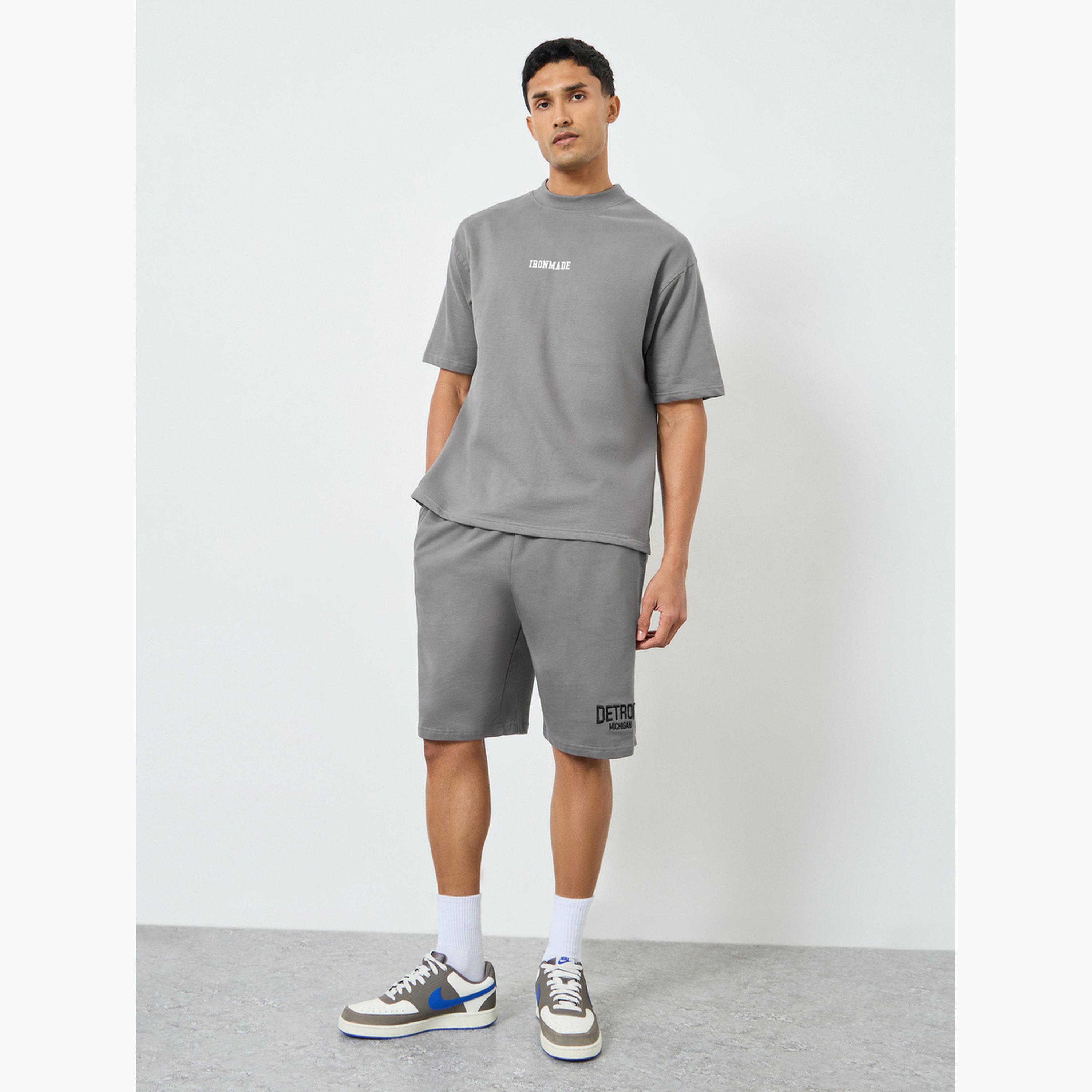 Styli Men Grey Oversized Slogan T-Shirt-men-clothing-sportswearandactivewear-tshirtsandpolos-image-2