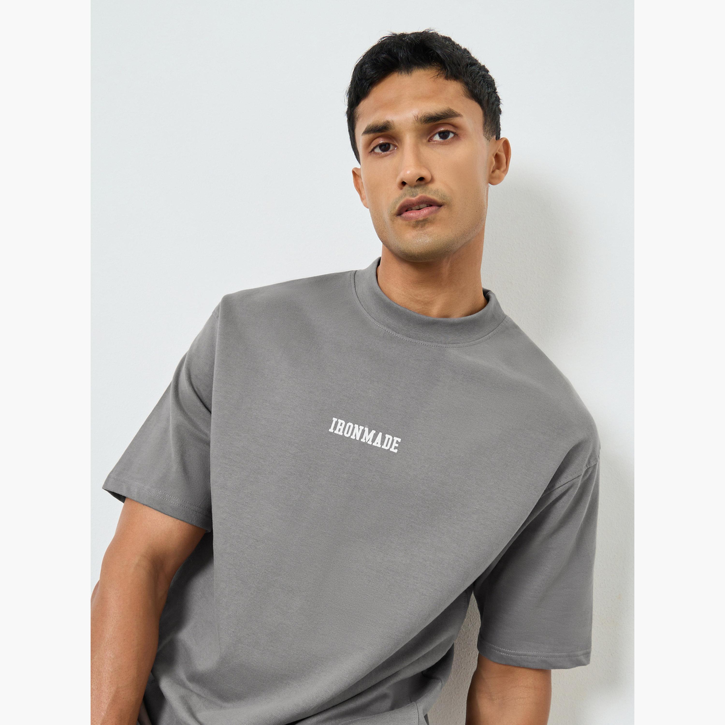 Styli Men Grey Oversized Slogan T-Shirt-men-clothing-sportswearandactivewear-tshirtsandpolos-image-3