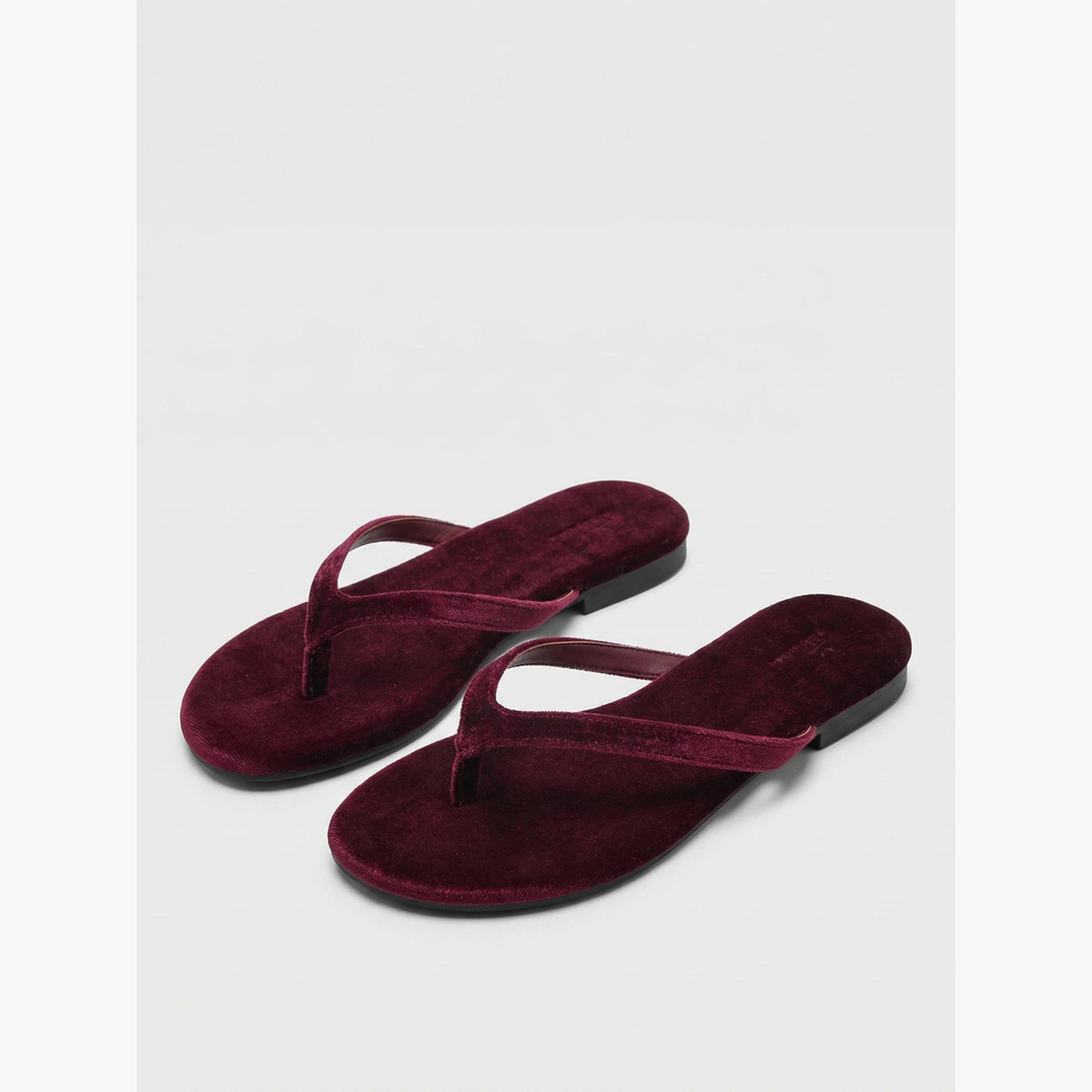 فليب فلوب بمظهر مخملي-women-shoes-flipflopsandslides-image-1