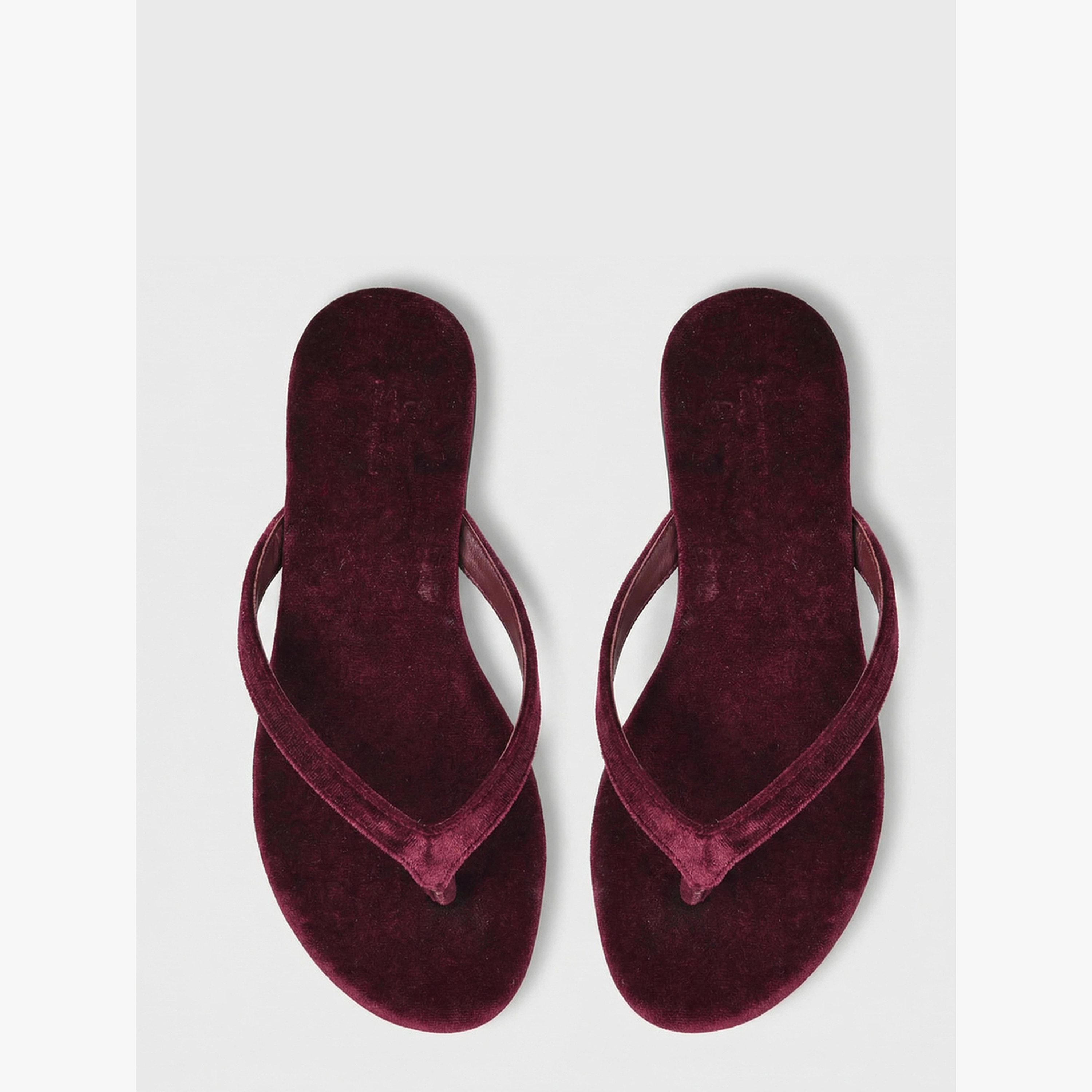 فليب فلوب بمظهر مخملي-women-shoes-flipflopsandslides-image-4