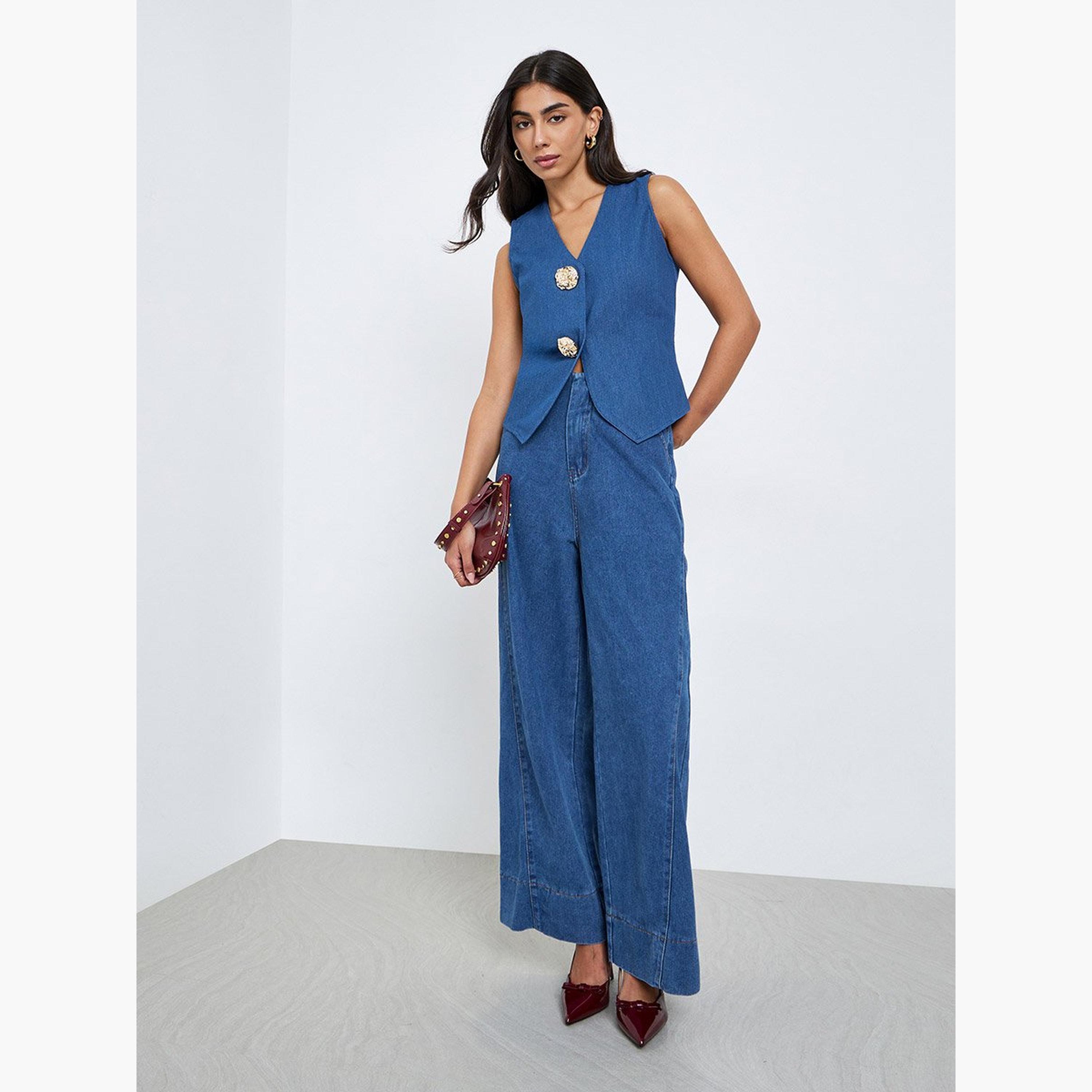 ستايلي - صدرية جينز بأزرار-women-clothing-coatsandjackets-waistcoats-image-2