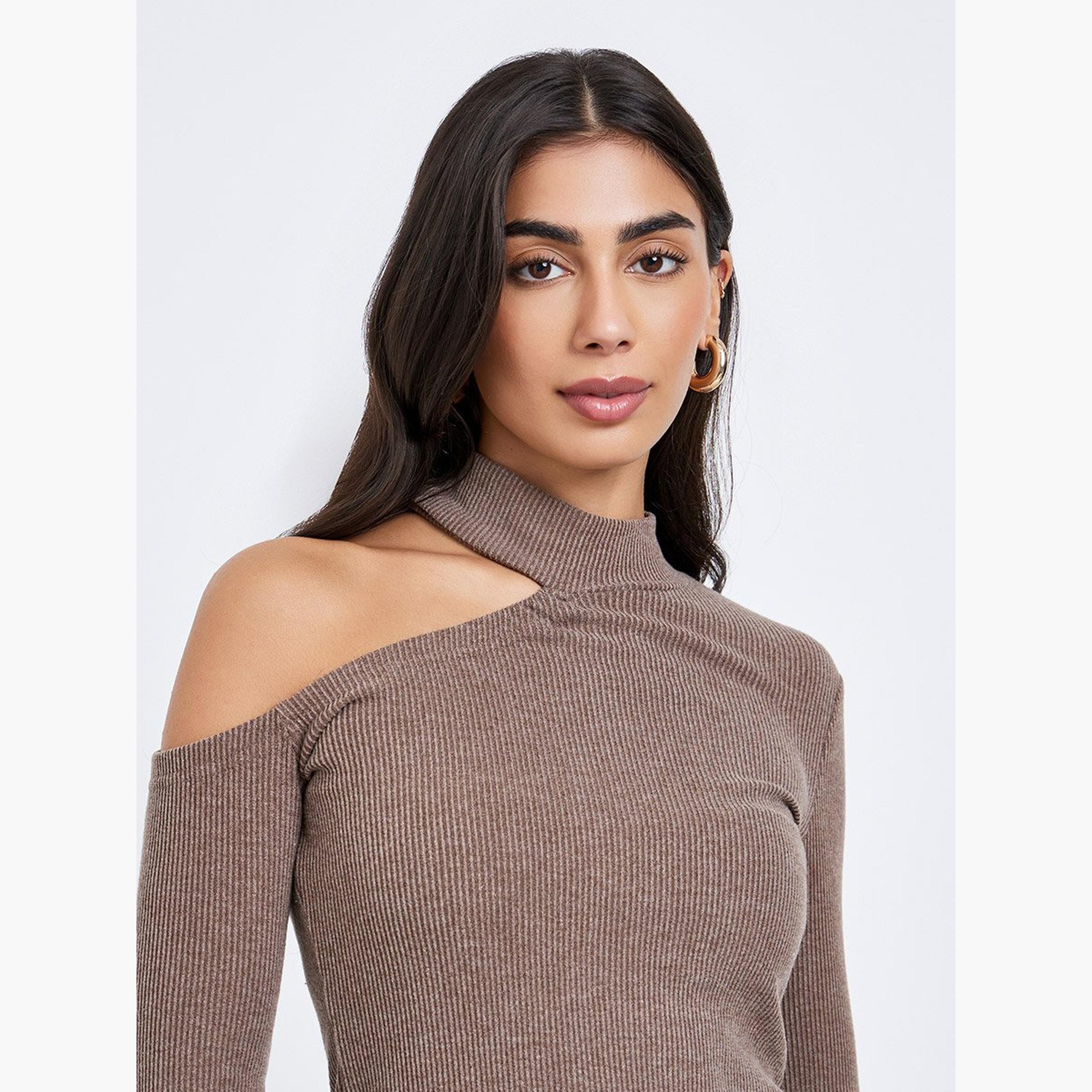 ستايلي - بلوزة بنية اللون محبوكة بكتف واحد-women-clothing-tshirts-image-4