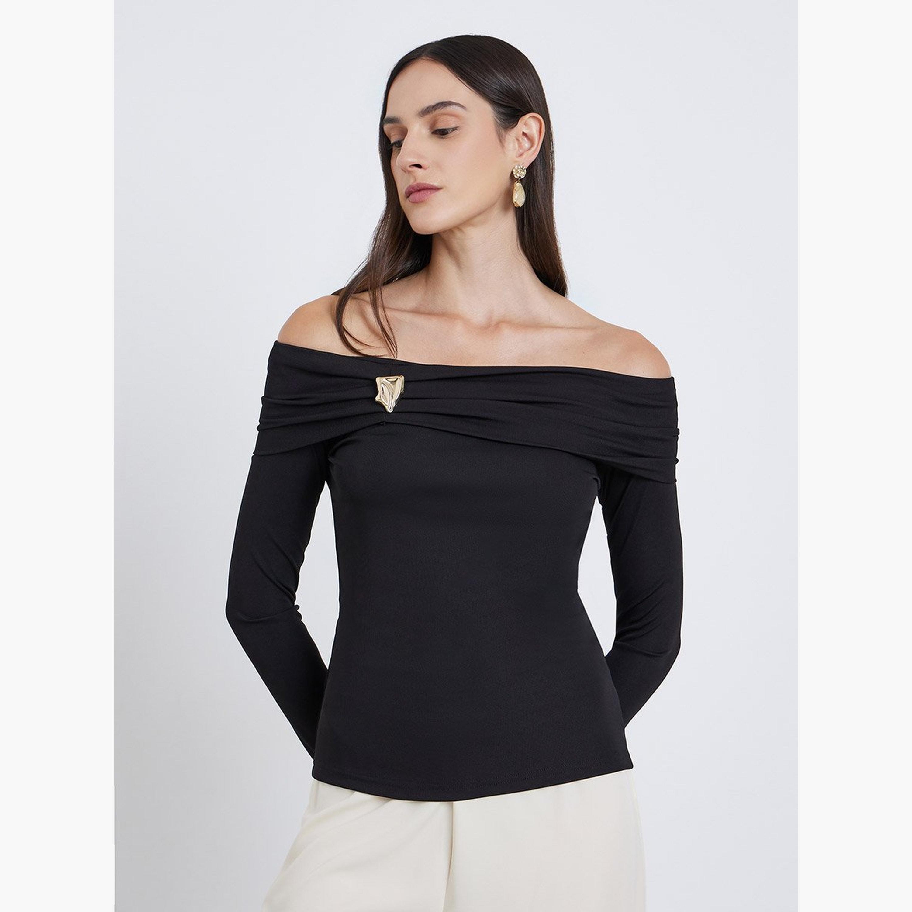ستايلي - بلوزة سوداء محبوكة بأكمام طويلة وأكتاف مكشوفة-women-clothing-tshirts-image-3