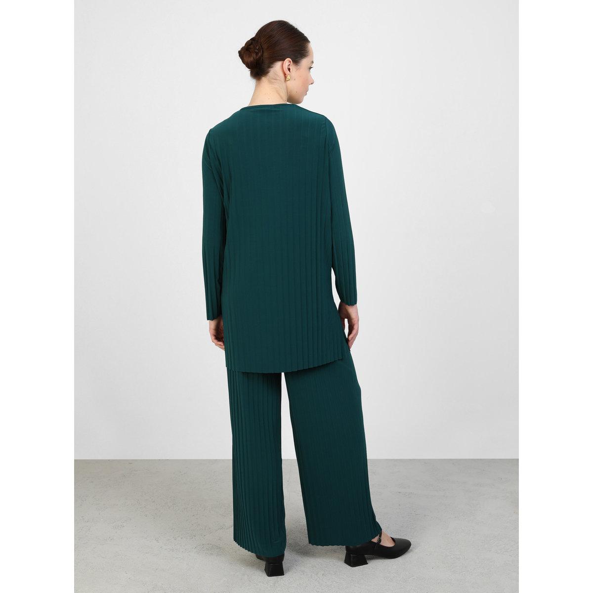Modanisa X Styli Emerald Green Round Neck Tunic and Trousers Co-Ords-women-clothing-coordsets-image-5