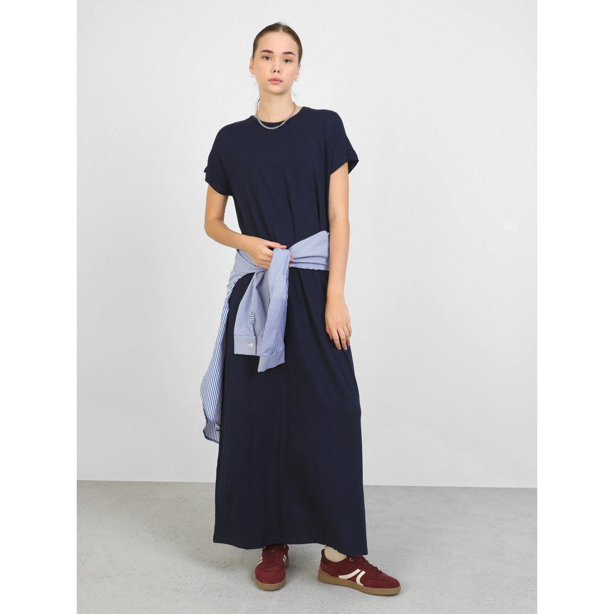 فستان طويل سادة بياقة دائرية-women-clothing-dresses-image-1