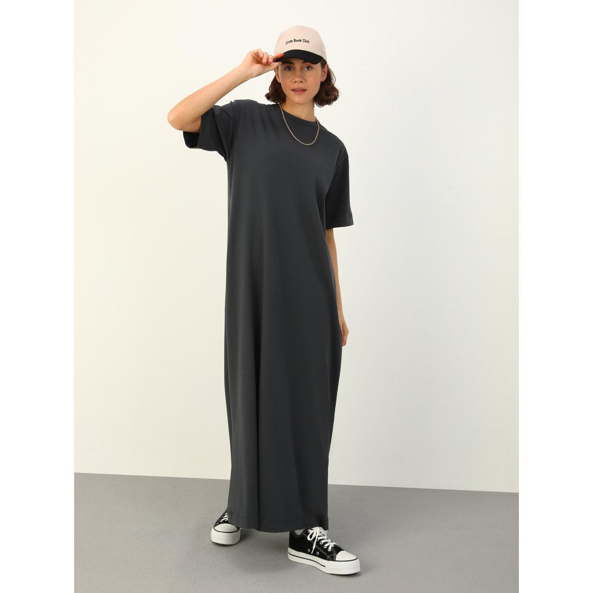 فستان طويل سادة بنمط تيشيرت-women-clothing-dresses-image-4