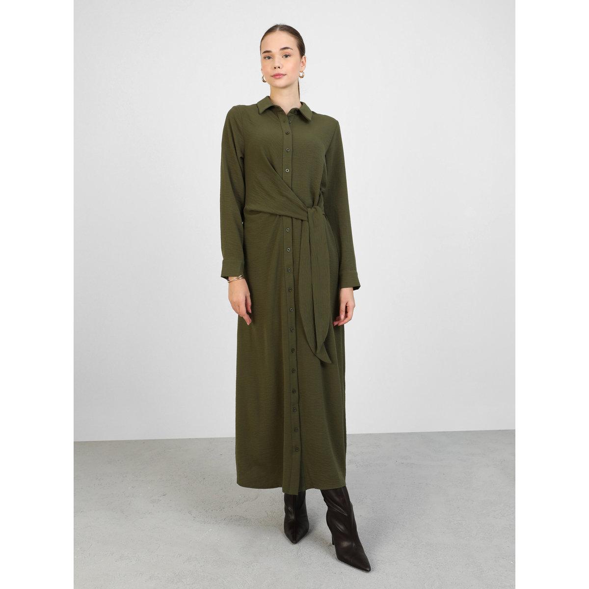 فستان طويل بتفاصيل أزرار مع ربطة خصر-women-clothing-dresses-image-1
