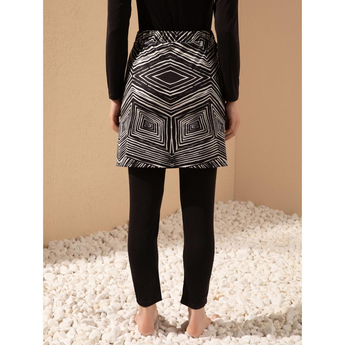 Modanisa X Styli Modest Black Burkini with Leggings Set-women-clothing-swimandbeach-swim-burkinis-image-4
