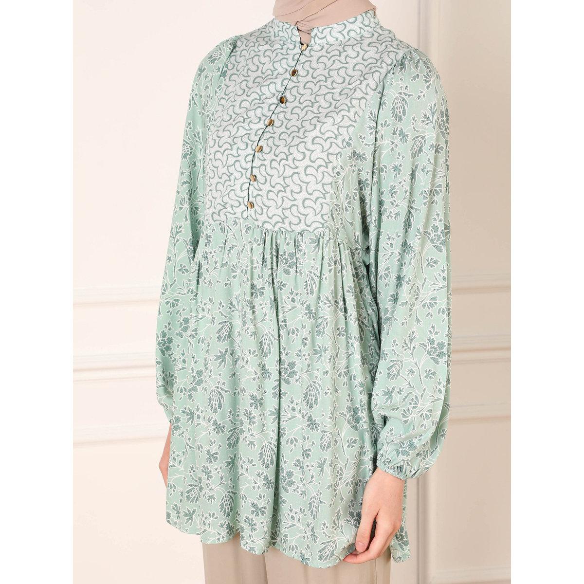 Modanisa X Styli Green Floral Print Balloon Sleeve Buttoned Tunic-women-clothing-shirtsandblouses-blouses-image-4