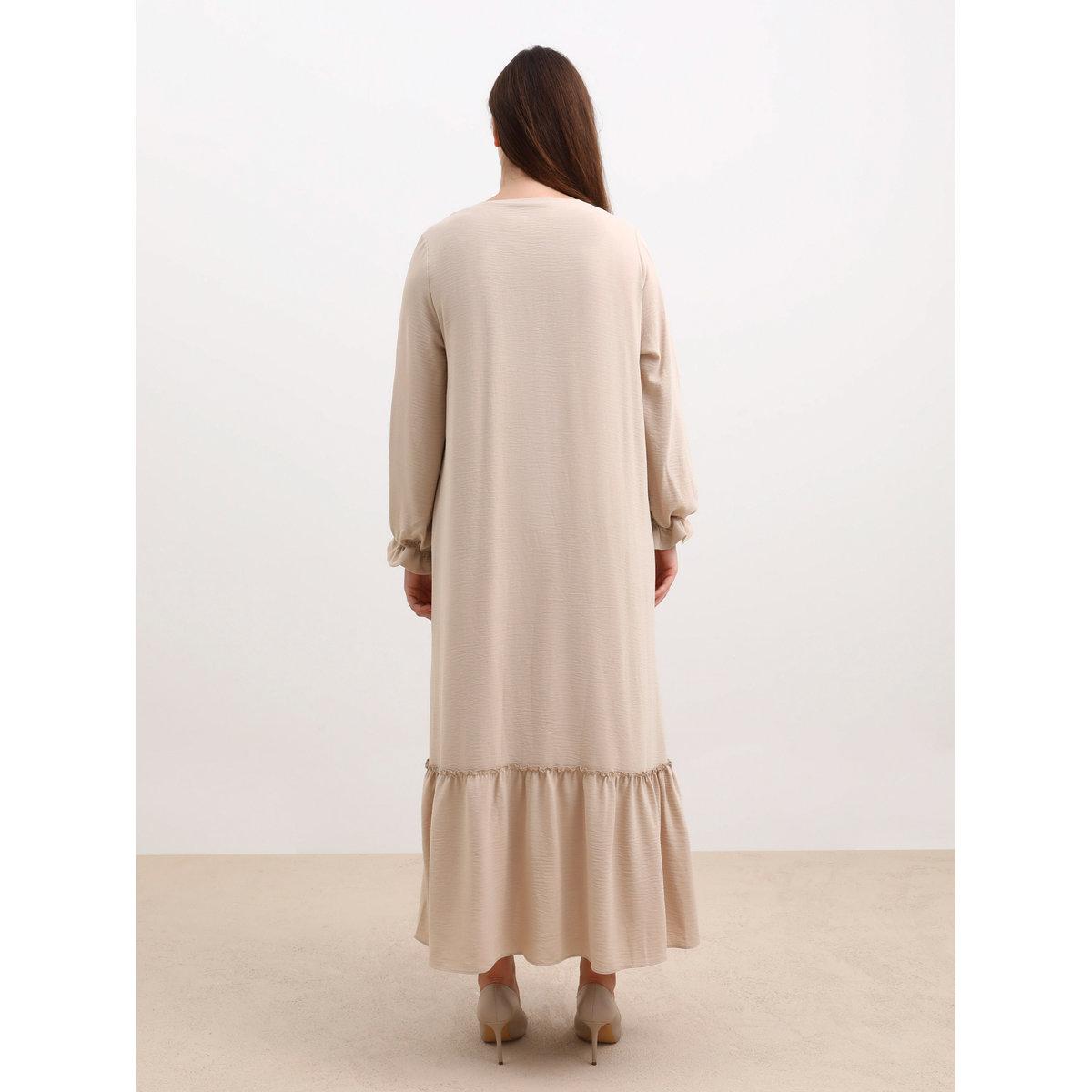 فستان طويل بمقاس كبير مع تفاصيل خصر مُنخفض-women-clothing-dresses-image-2