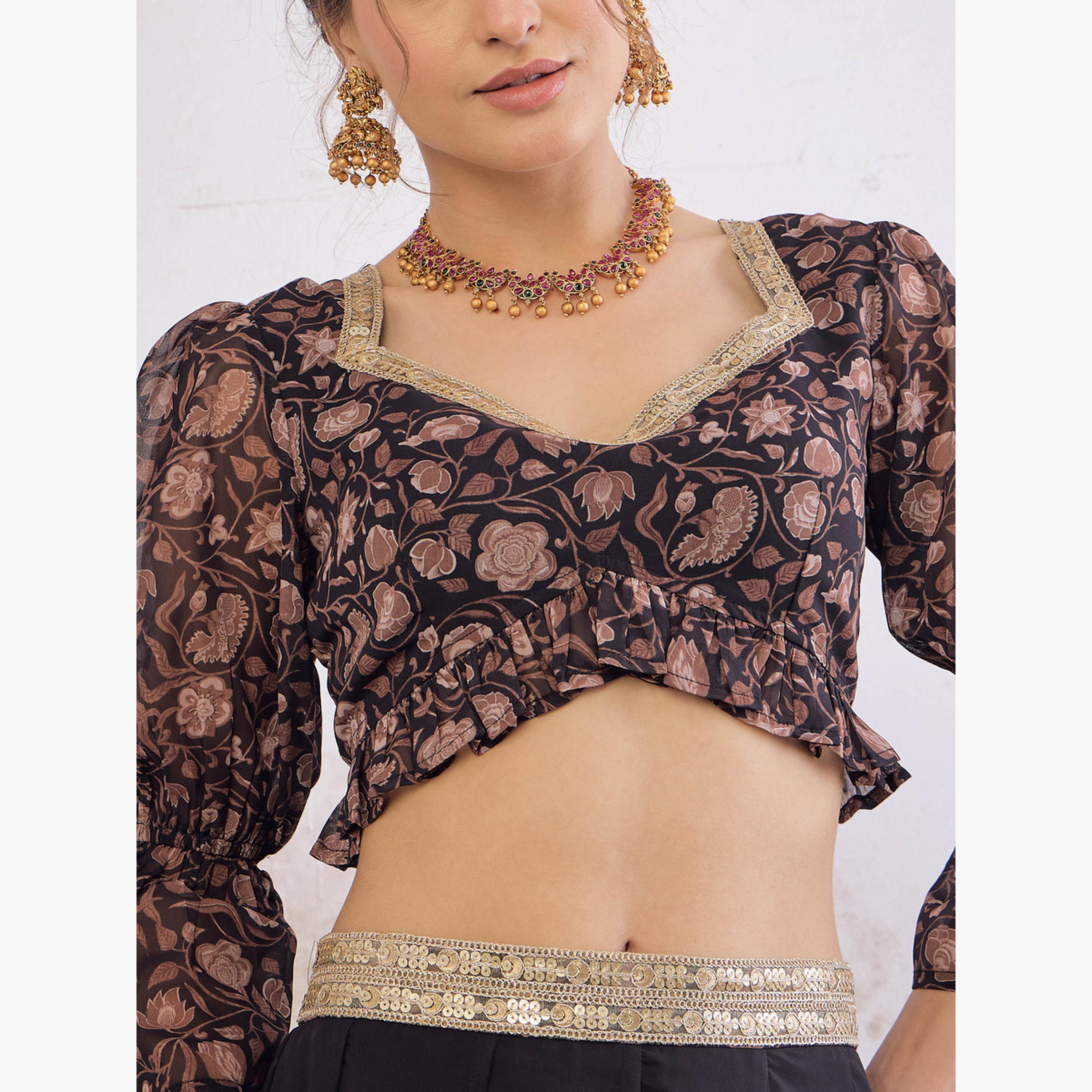 شاي باي ساسافراس - طقم بلوزة قصيرة سوداء مزينة بالزهور مع تنورة أناركلي للنساء-women-clothing-ethnicwear-salwarsuits-image-6