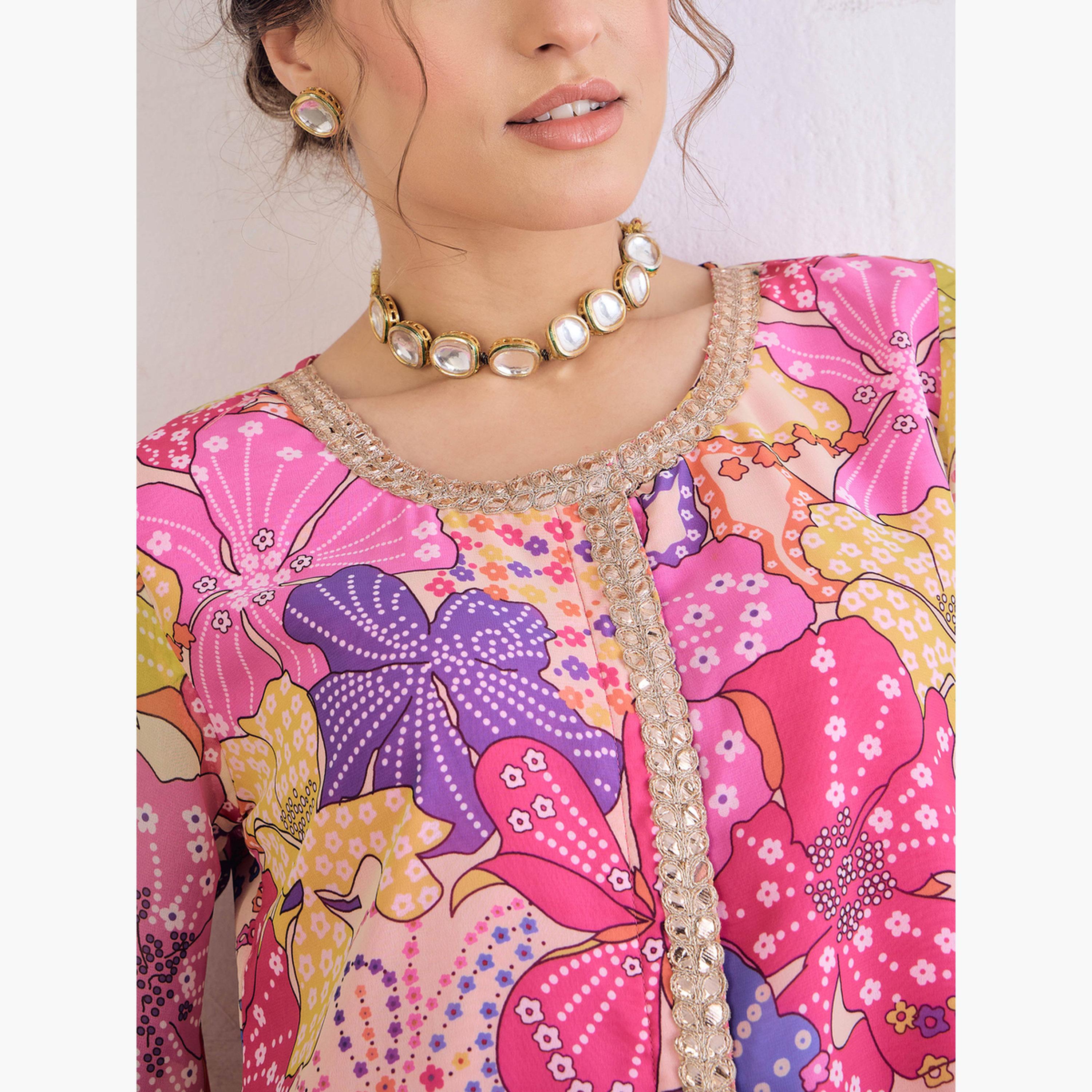 شاي باي ساسافراس - طقم بلوزة وردية مزينة بنقشة زهور أمامية مع بنطال شرارا للنساء-women-clothing-ethnicwear-salwarsuits-image-6