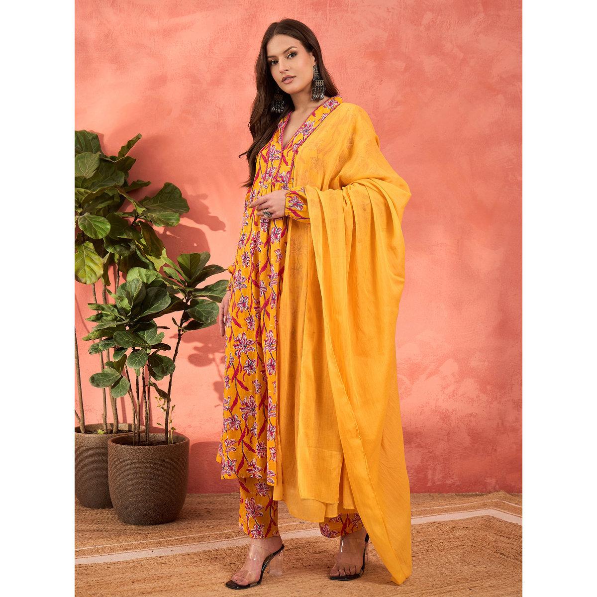 طقم من كورتا وبنطال مع دوباتا-women-clothing-ethnicwear-sareesets-image-2