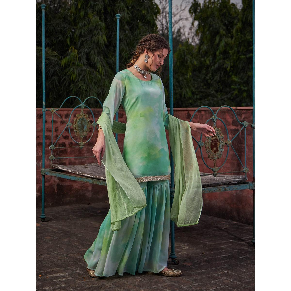 طقم من كورتا وبنطال شرارة مع دوباتا-women-clothing-ethnicwear-kurtasets-image-8
