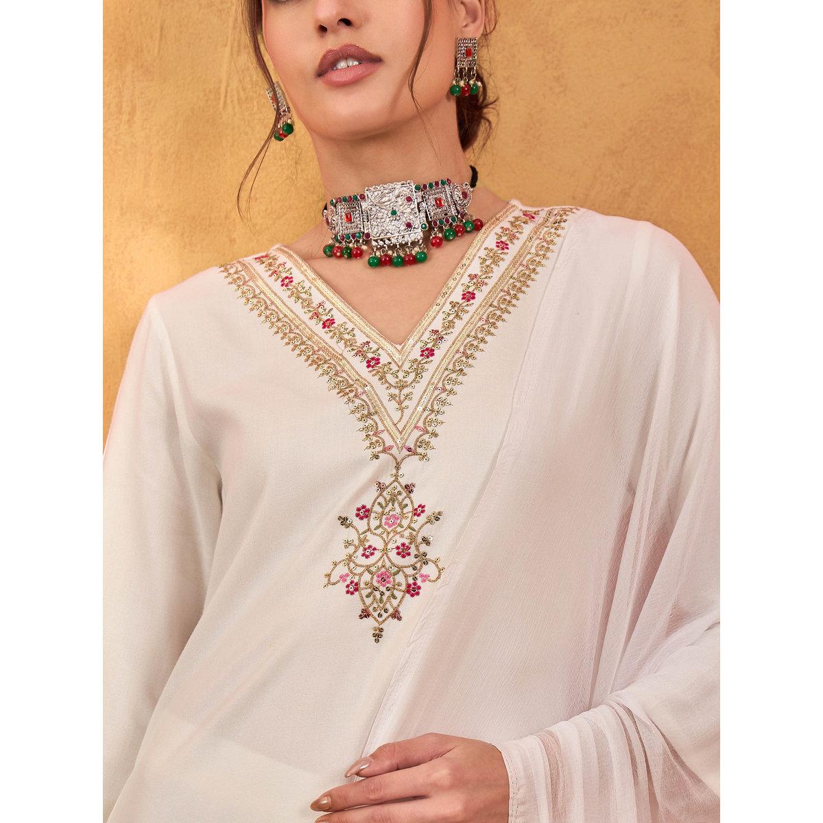 طقم من كورتا بتفاصيل مُطرزة مع بنطال ودوباتا-women-clothing-ethnicwear-sareesets-image-4