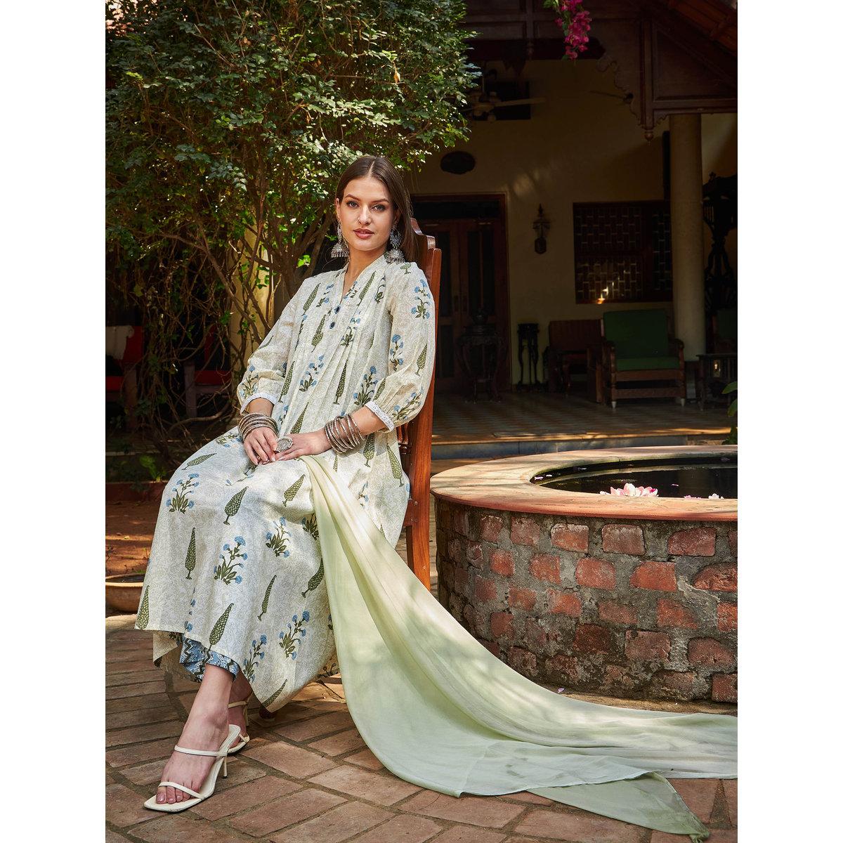 طقم من كورتا بطبعة زهور مع بنطال ودوباتا-women-clothing-ethnicwear-sareesets-image-5