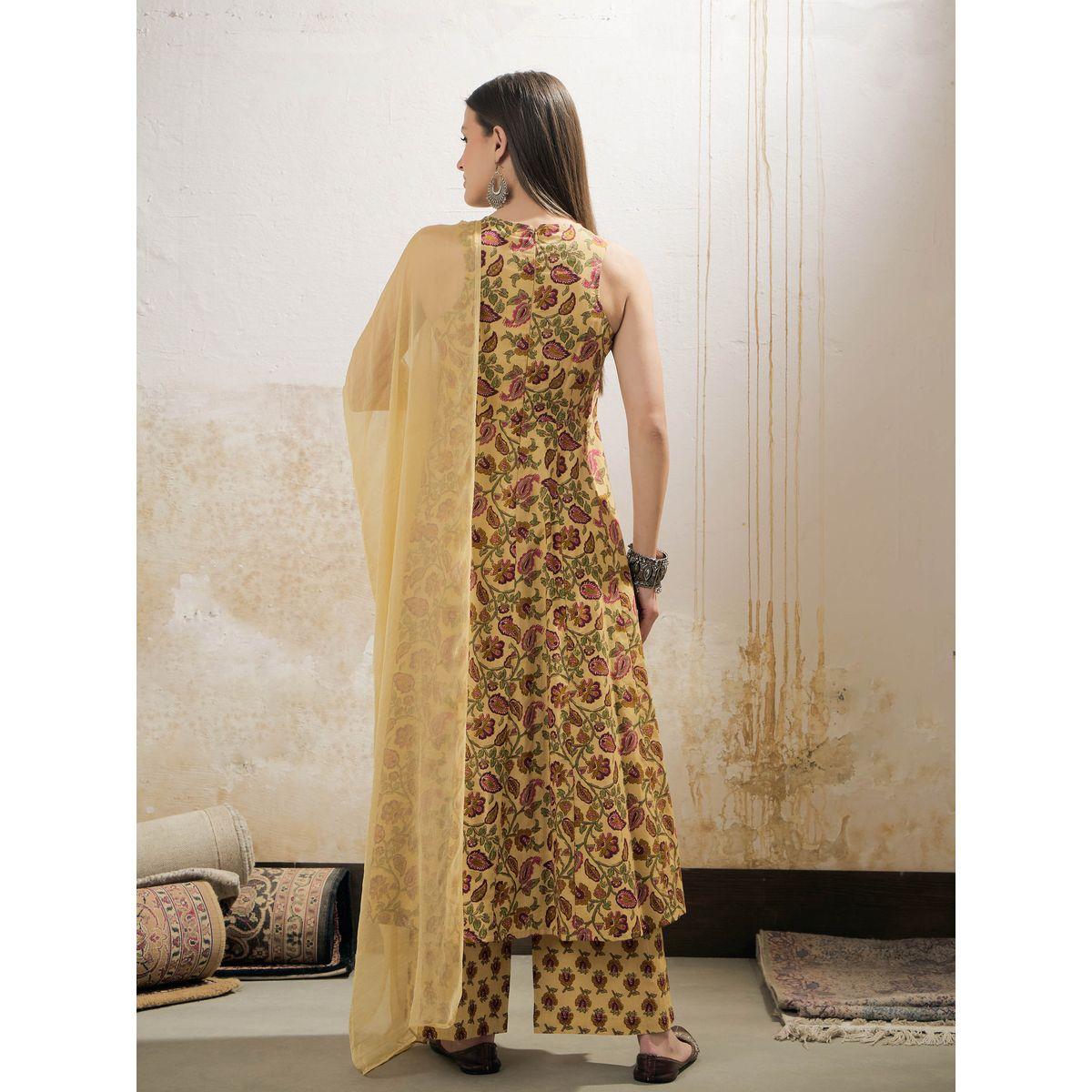 Shae by SASSAFRAS Yellow Floral Sleeveless Kurta with Pencil Pants and Dupatta Set-women-clothing-ethnicwear-sareesets-image-5