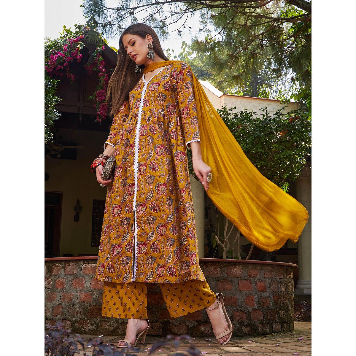 طقم من كورتا وبنطال مع دوباتا-women-clothing-ethnicwear-sareesets-image-1