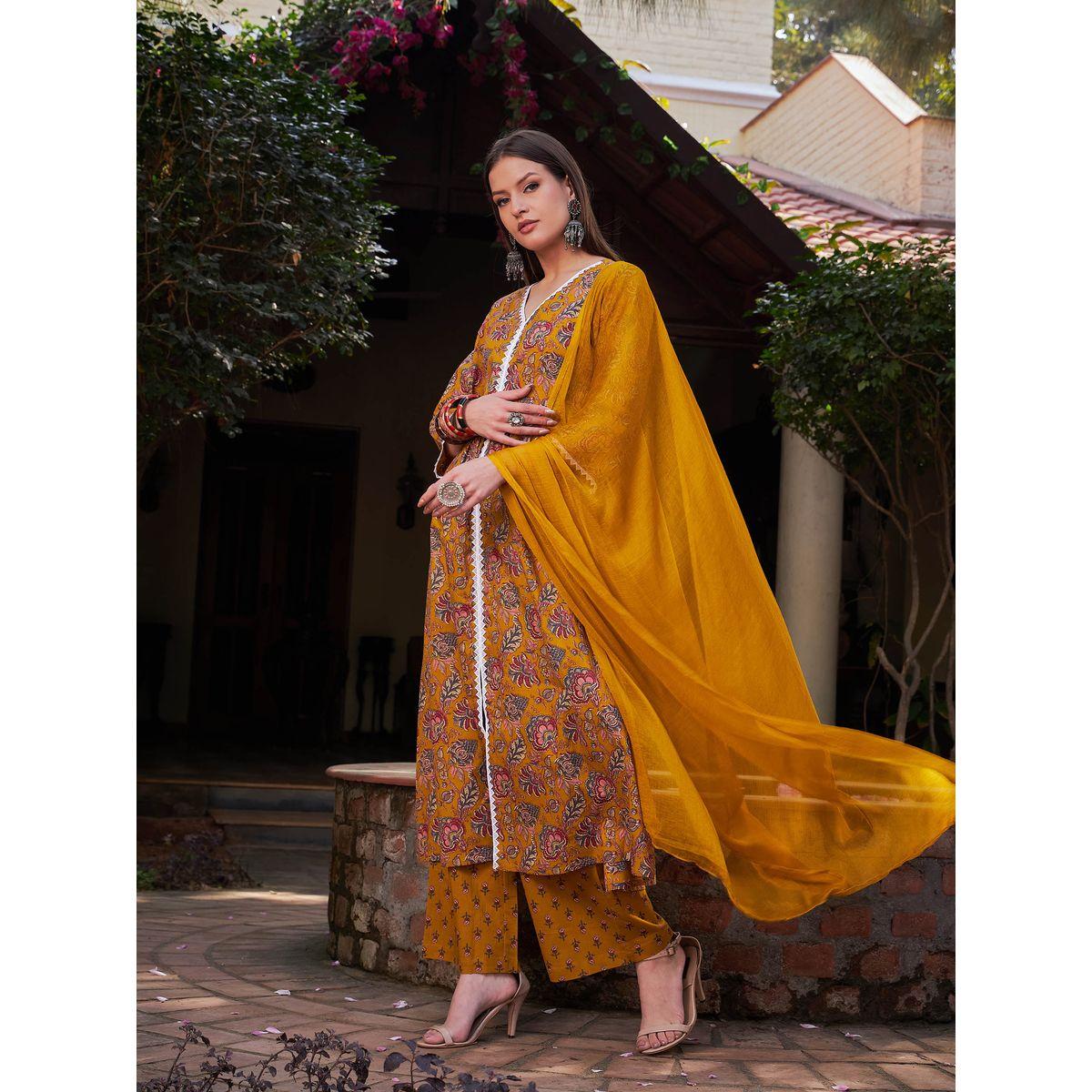 طقم من كورتا وبنطال مع دوباتا-women-clothing-ethnicwear-sareesets-image-8