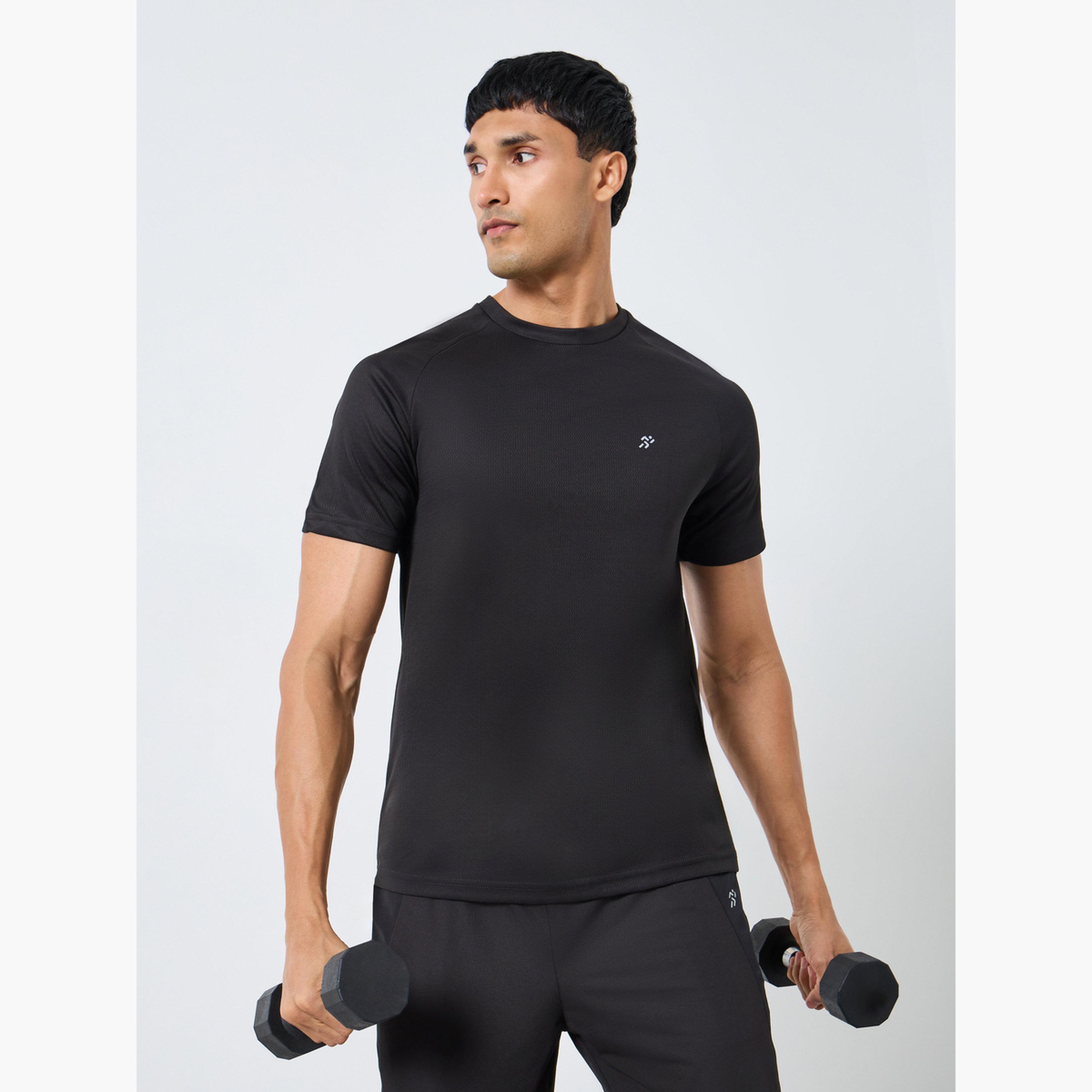 Styli Pack of 2 - Solid Raglan Sleeve T-Shirt-men-clothing-sportswearandactivewear-tshirtsandpolos-image-3