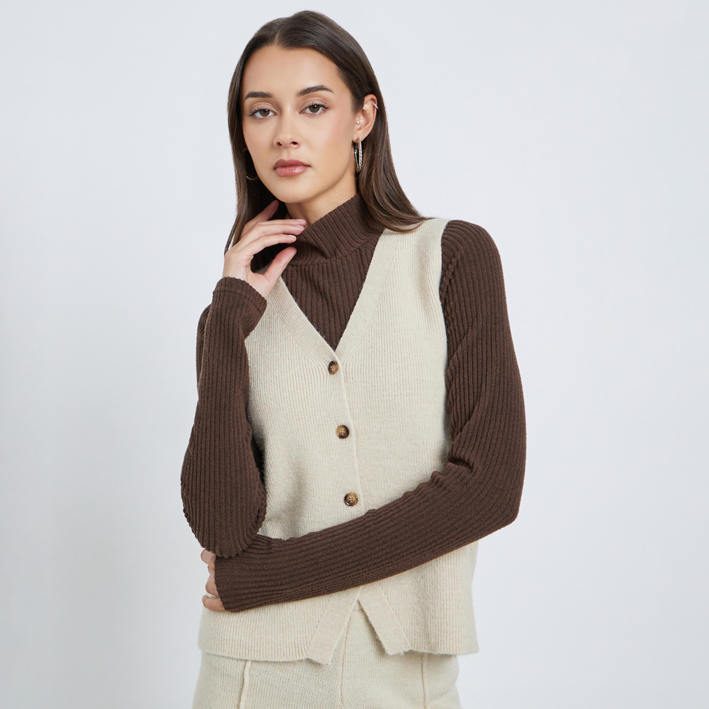 ستايلي - سترة محبوكة مسطحة بدون أكمام ورقبة على شكل حرف V-women-winterwear-coatsandjackets-waistcoats-image-1