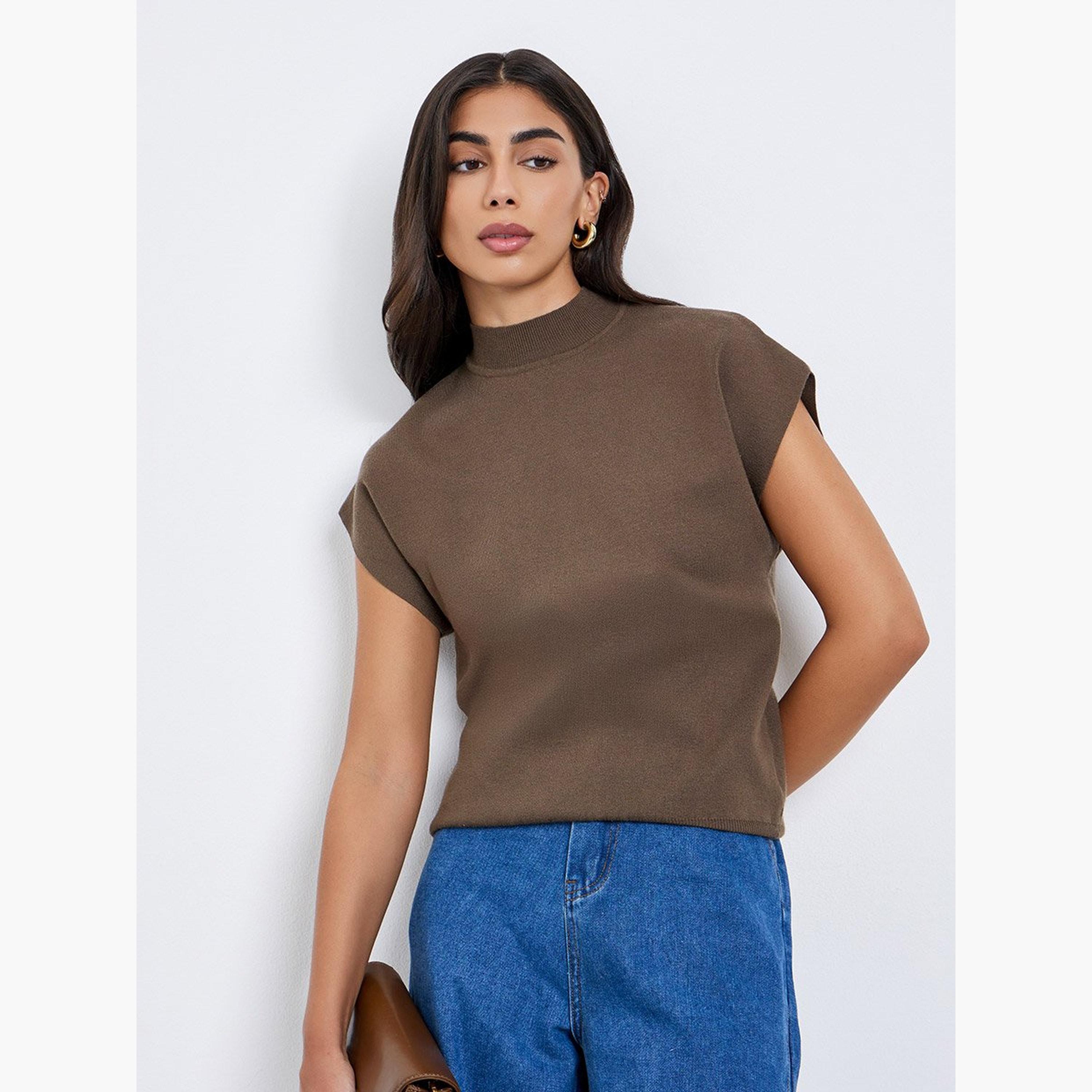 ستايلي - بلوزة بنية محبوكة بأكمام قصيرة-women-clothing-tshirts-image-1