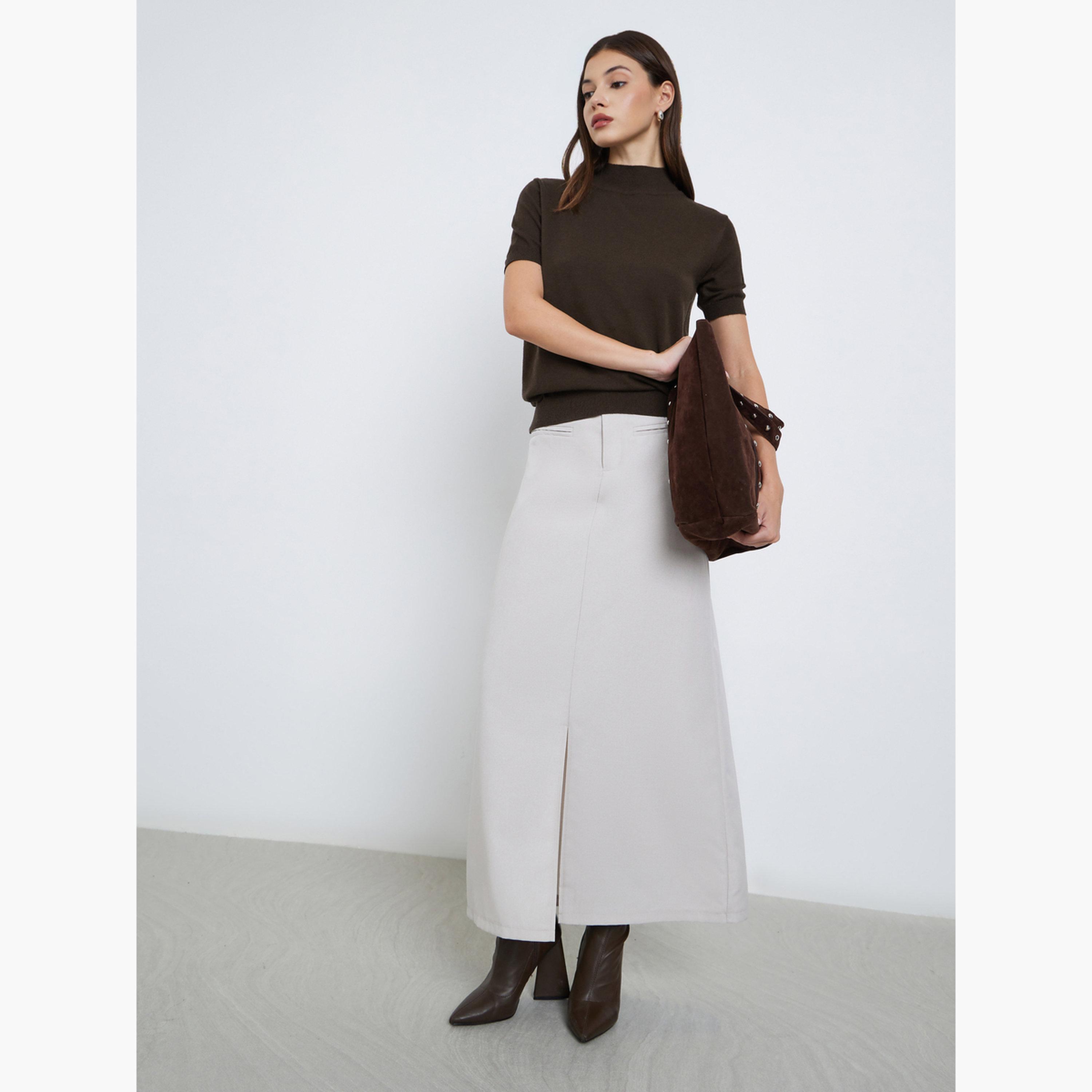 ستايلي - بلوزة بنية اللون محبوكة بأكمام قصيرة-women-clothing-shirtsandblouses-shirts-image-2