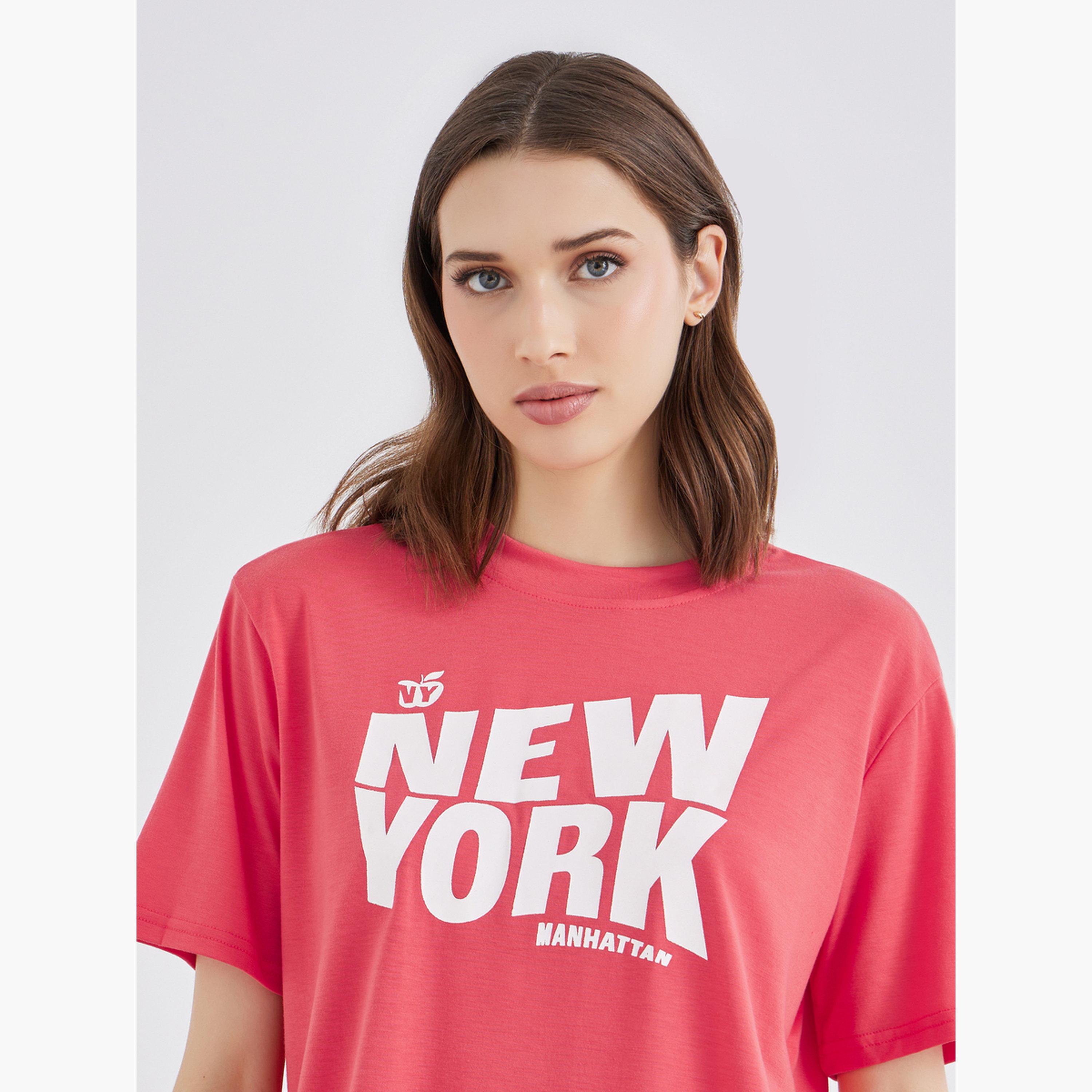 ستايلي - تي شيرت مريح بطبعة نيويورك لون وردي-women-clothing-tshirts-image-3