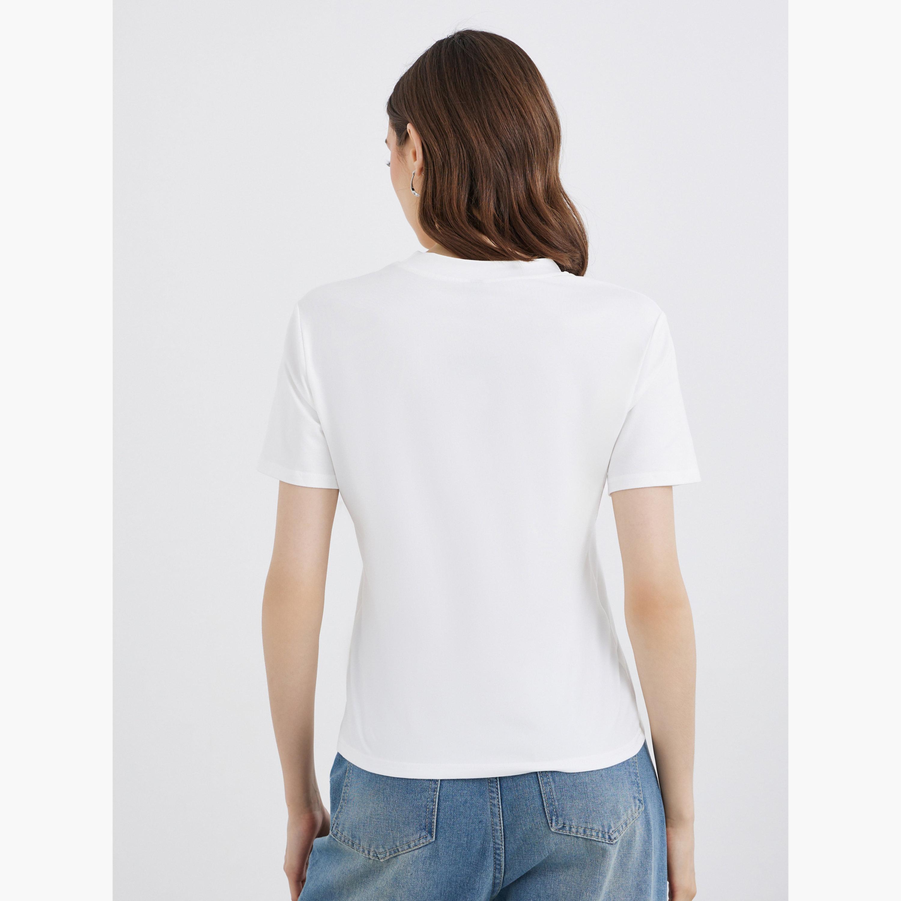 ستايلي - تي شيرت قطني أبيض بطبعة جرافيكية-women-clothing-tshirts-image-5