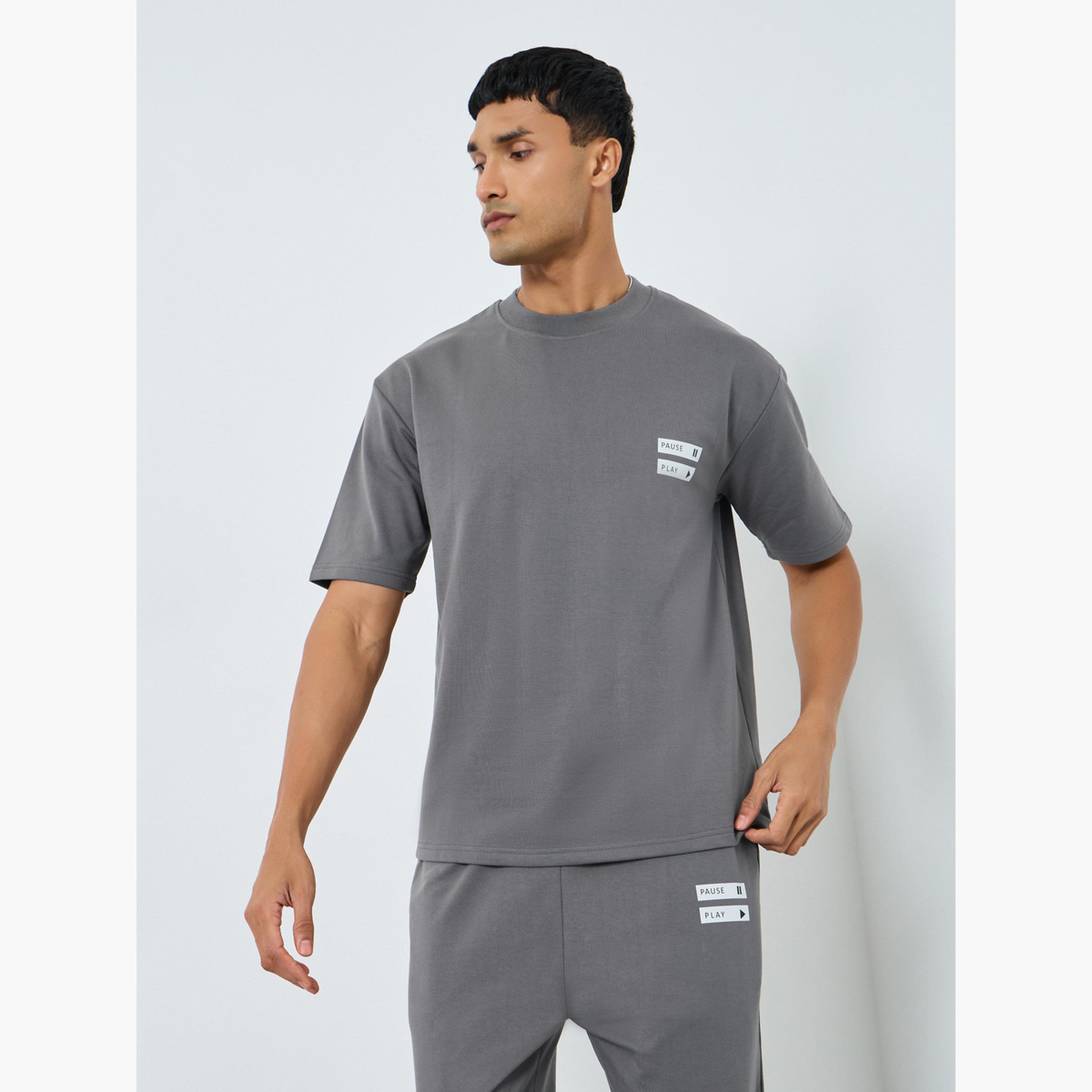 Styli Men Short Sleeve Oversized T-Shirt and Joggers Co-Ords-men-clothing-coordsets-image-2