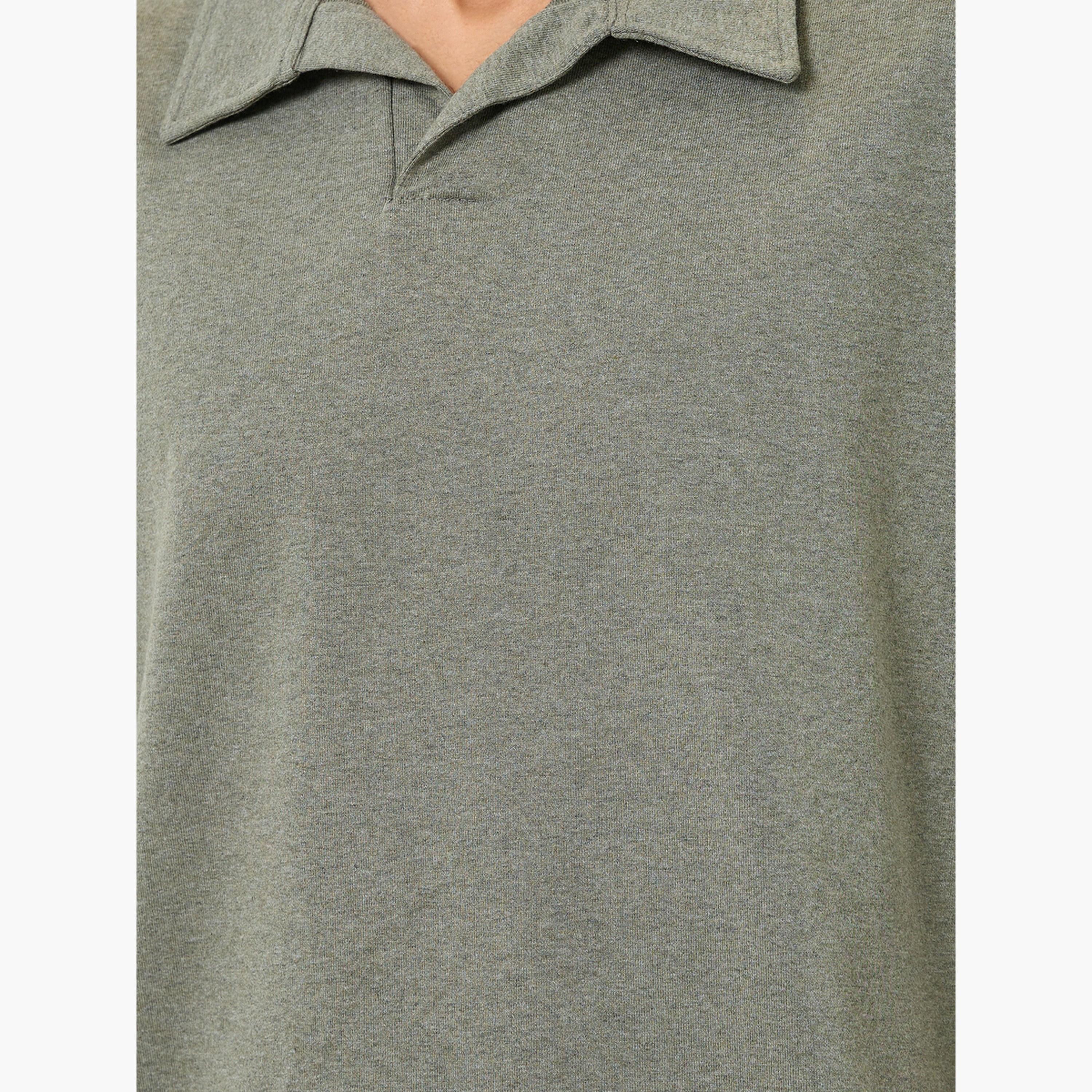 طقم منسق من بولو وشورت بلون زيتوني للرجال-men-clothing-coordsets-image-6