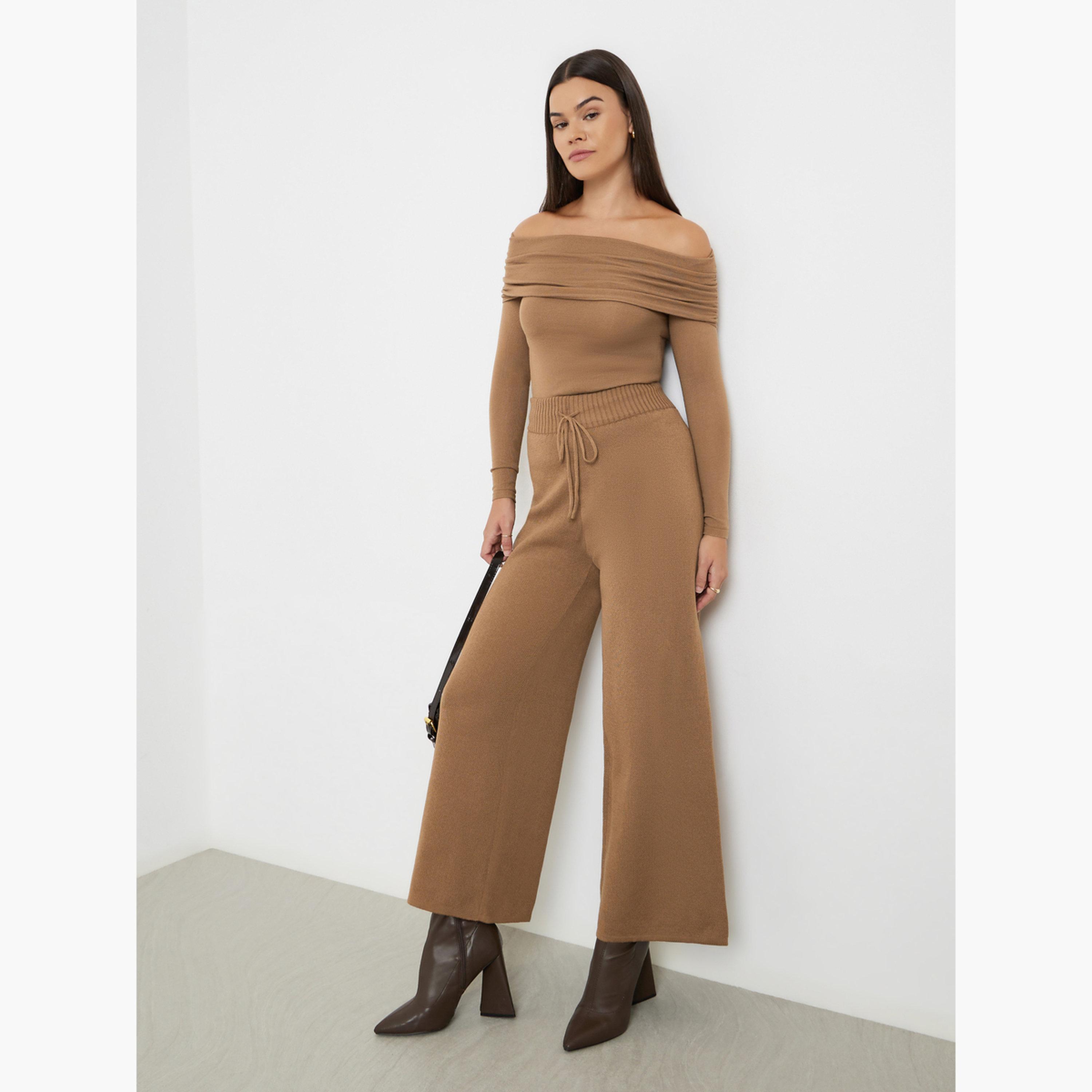 ستايلي - بلوزة نسائية محبوكة مسطحة برقبة باردة بلون بني فاتح-women-clothing-tshirts-image-2