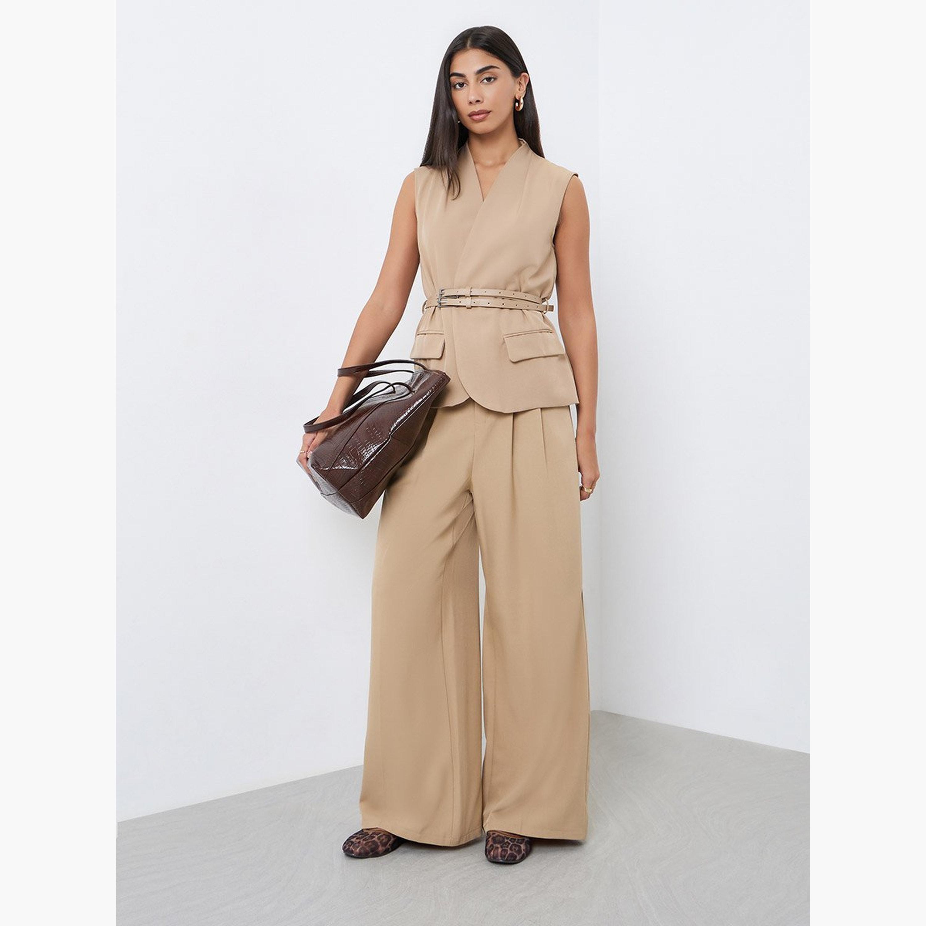 ستايلي - صدرية للنساء بنية اللون بدون أكمام مع حزام-women-clothing-coatsandjackets-waistcoats-image-2