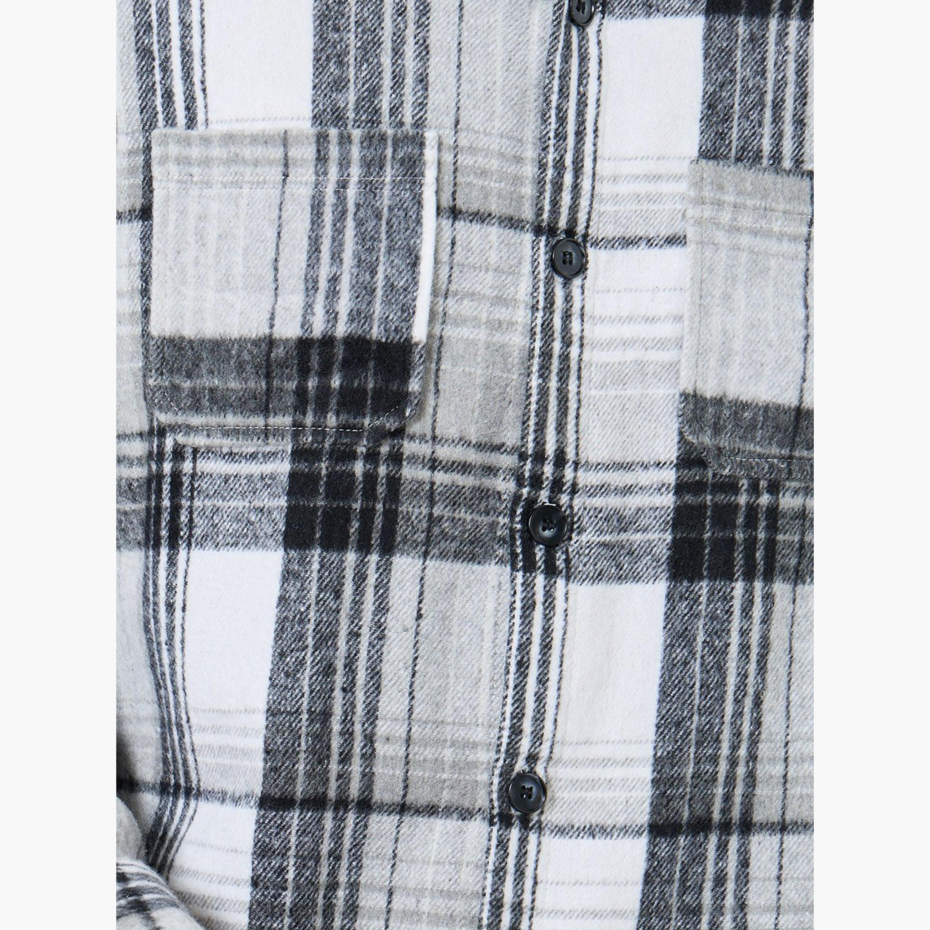 Styli Men Oversized Tartan Checked Casual Shacket-men-clothing-jacketsandblazers-jackets-image-4